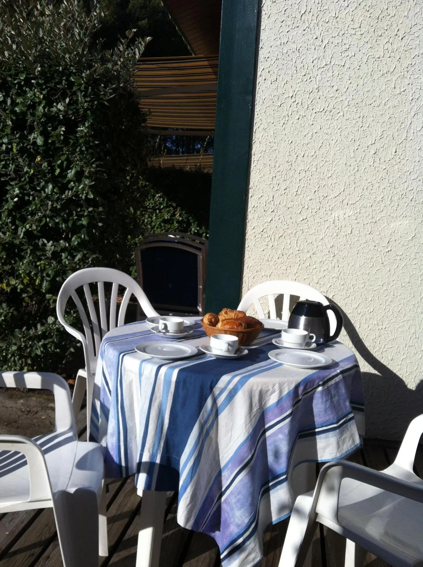 Patio in Résidence Mes Amours d'Enfants - Les Villas du Lac