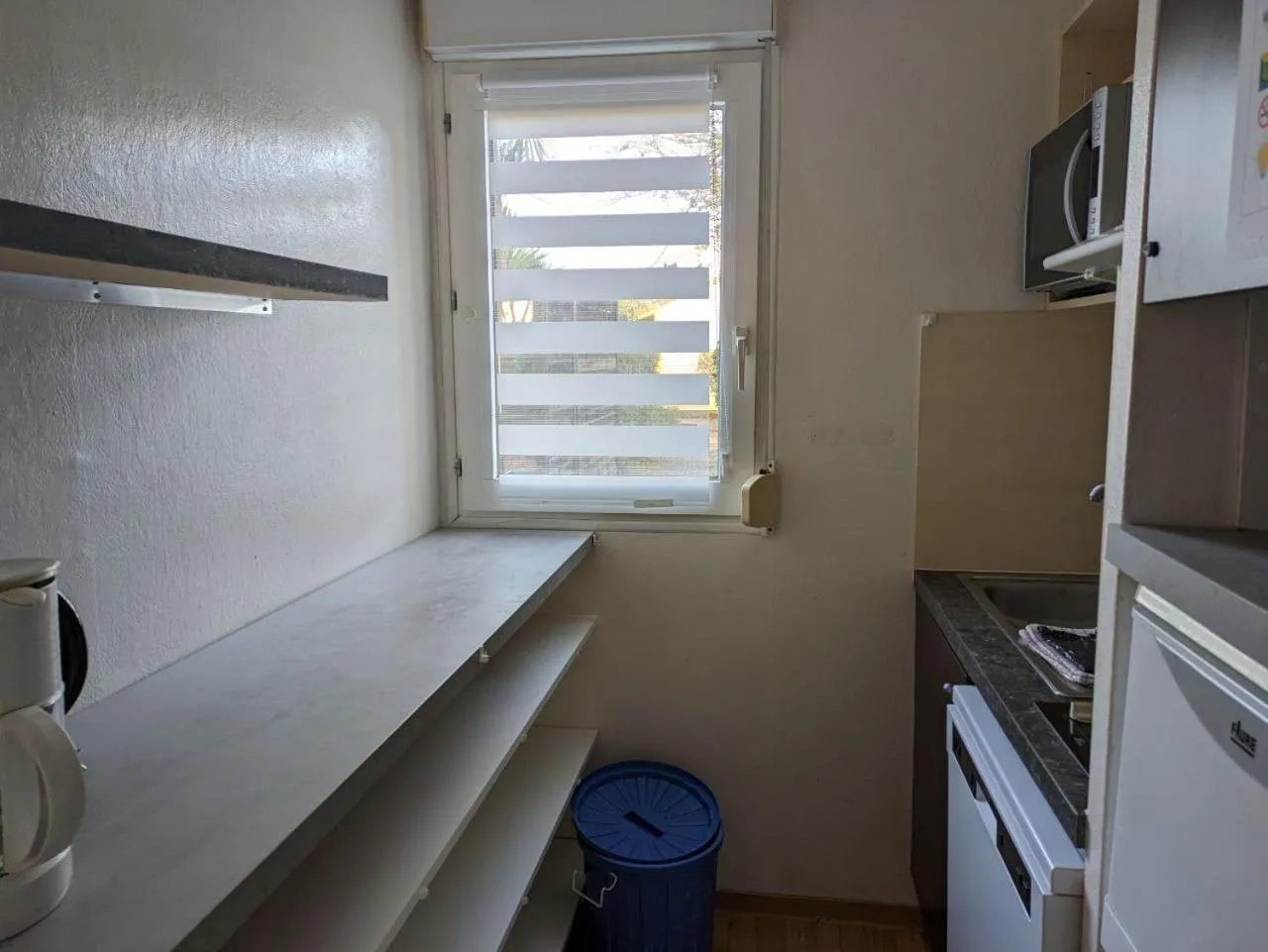 Kitchen or kitchenette in Résidence Mes Amours d'Enfants - Les Villas du Lac