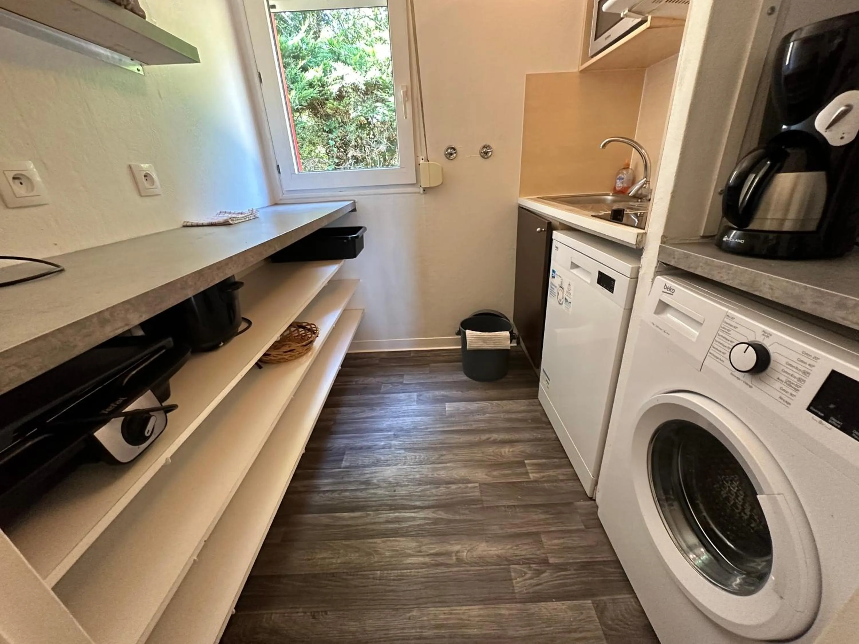 dishwasher in Résidence Mes Amours d'Enfants - Les Villas du Lac