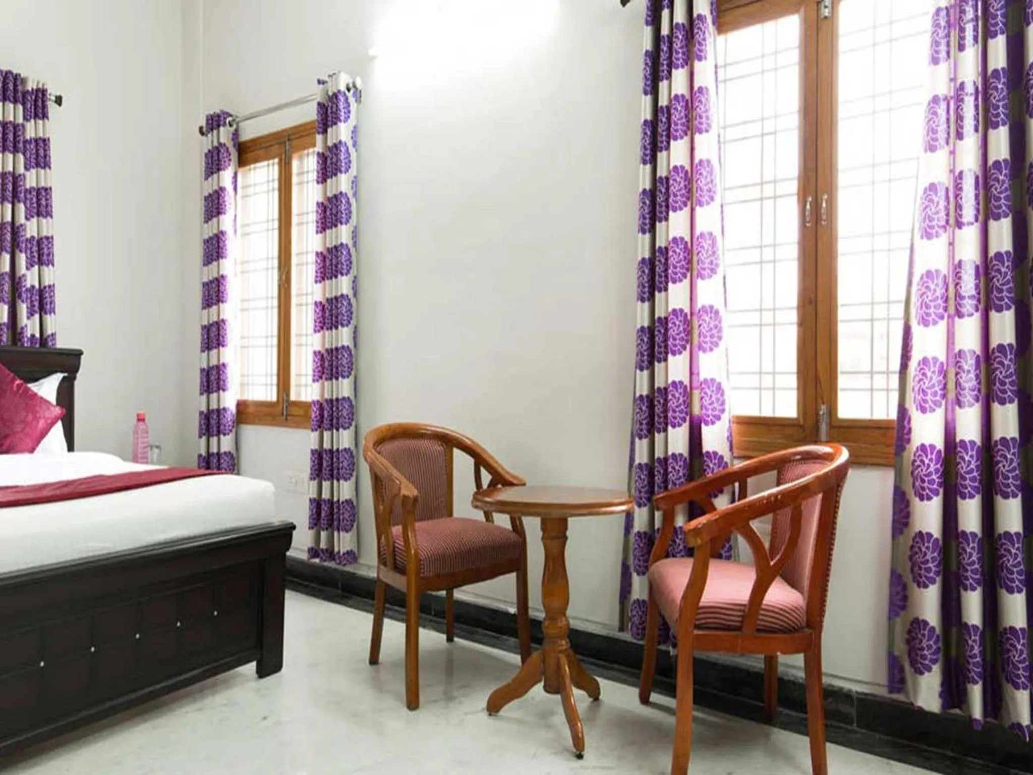 Restaurant/places to eat, Bed in Fresh Living Prime Banjara