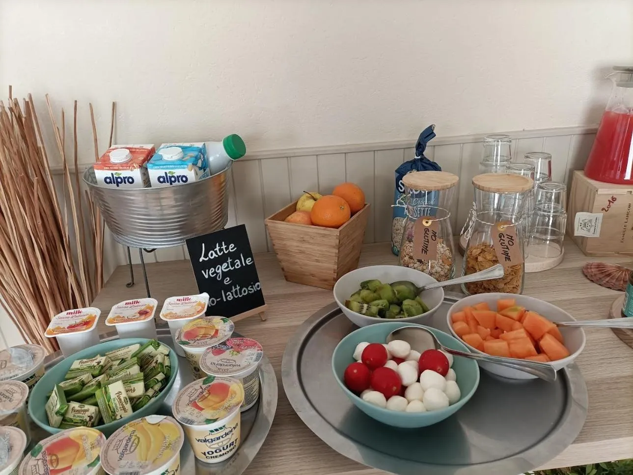 Buffet breakfast in Hotel Villa Perazzini