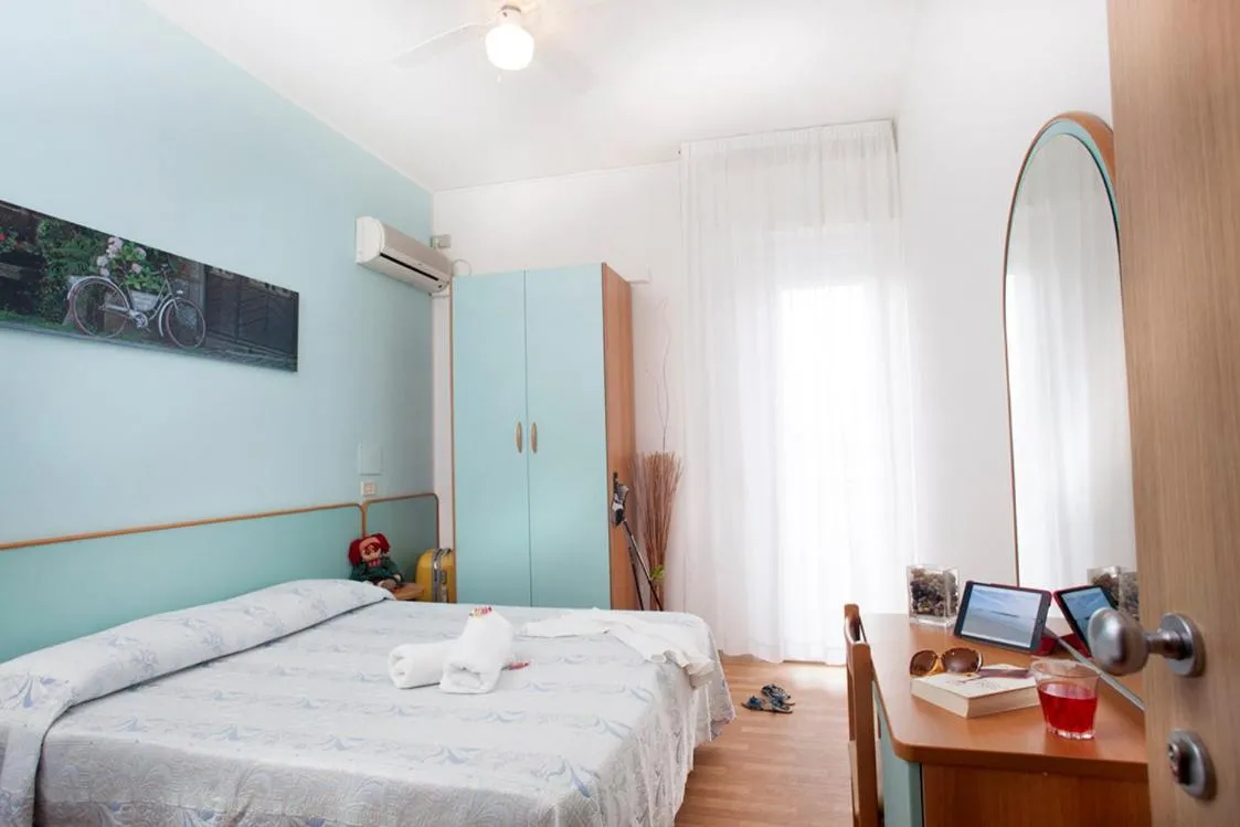 Bedroom, Bed in Hotel Villa Perazzini