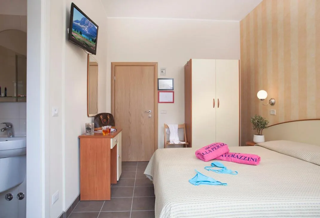 Bedroom, Bed in Hotel Villa Perazzini