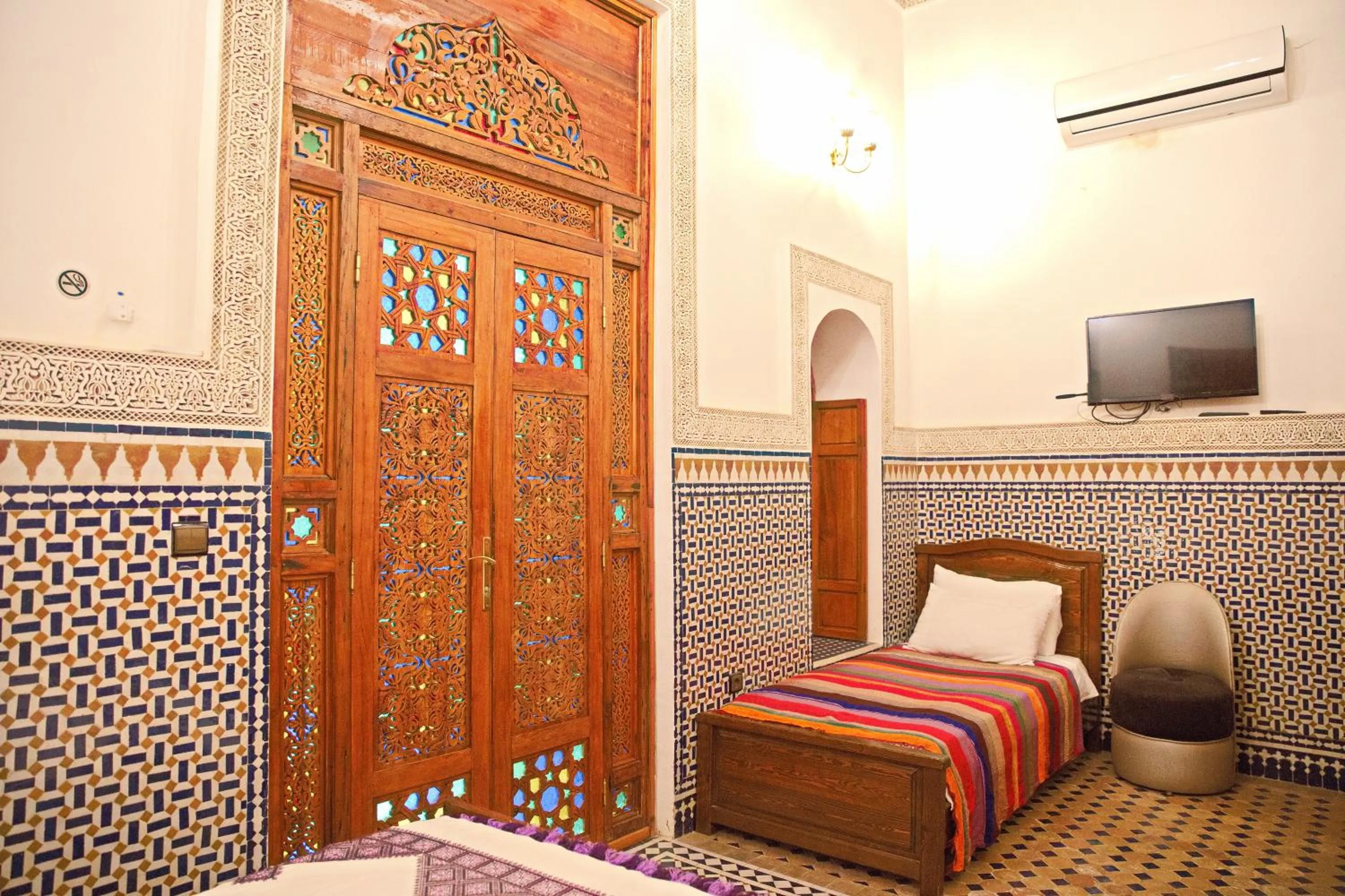 Bed in Riad Ouliya