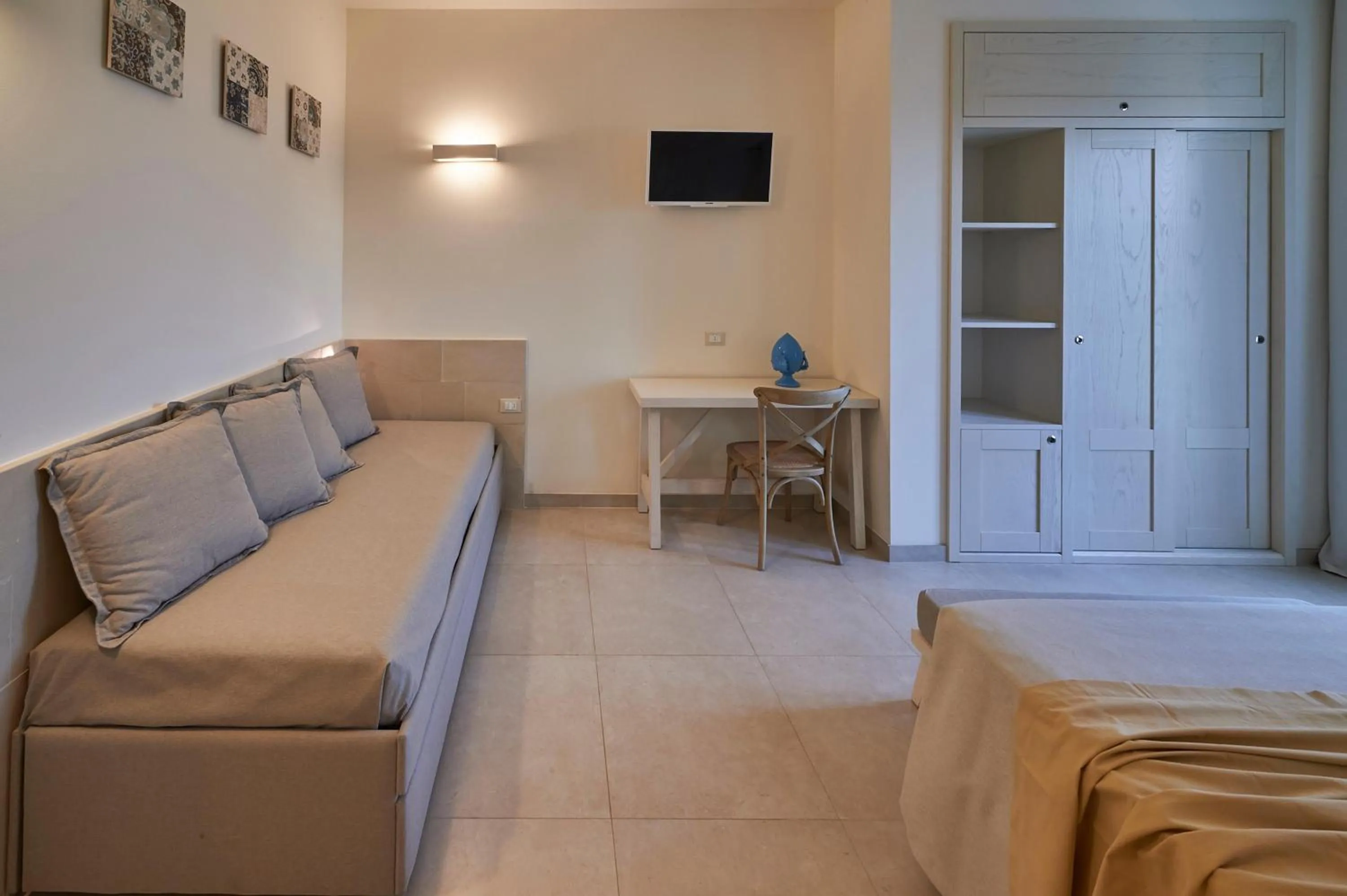 Bed in Relais Masseria Le Cesine - CDSHotels