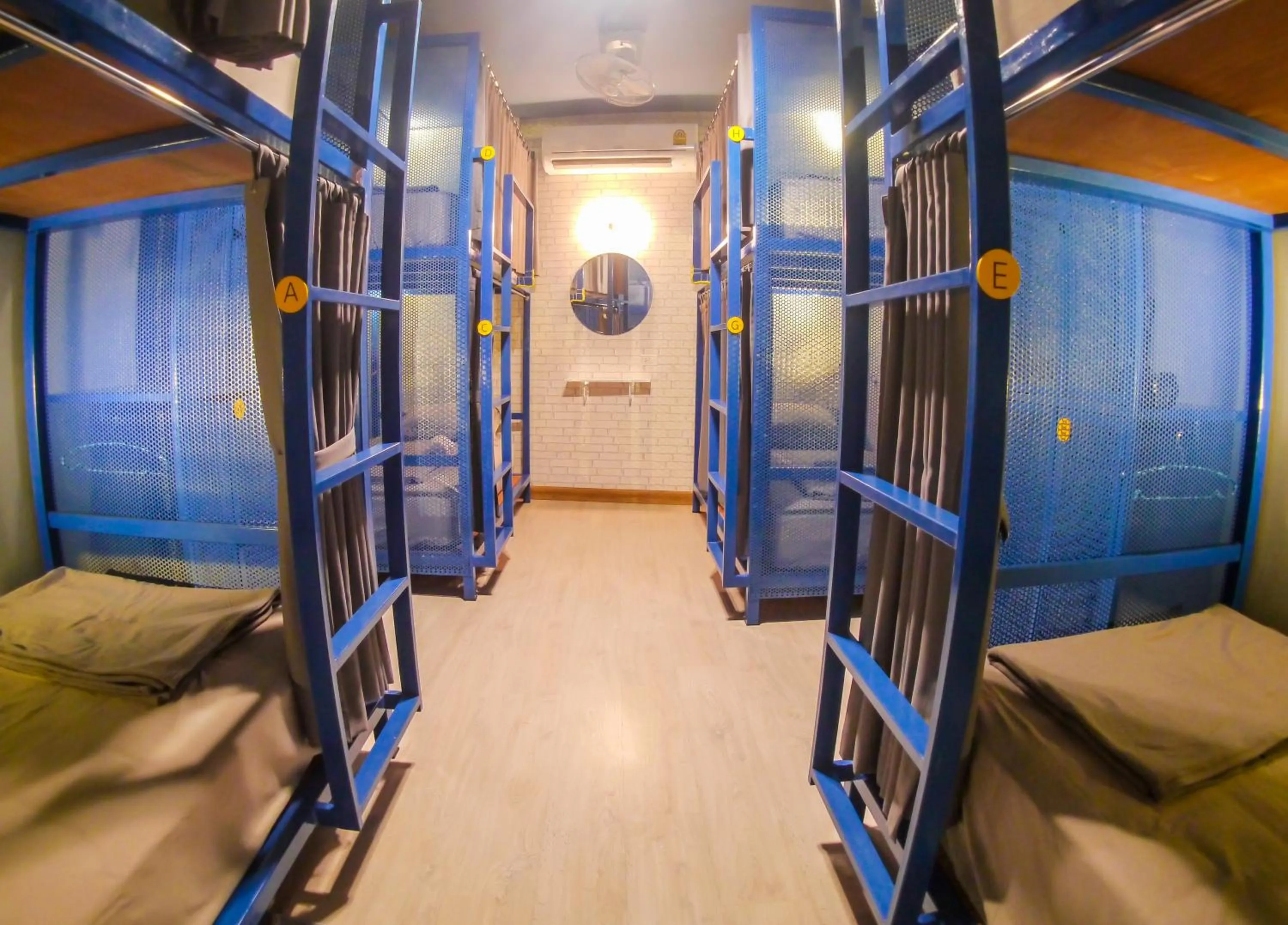 bunk bed in The Moon Hostel Huahin