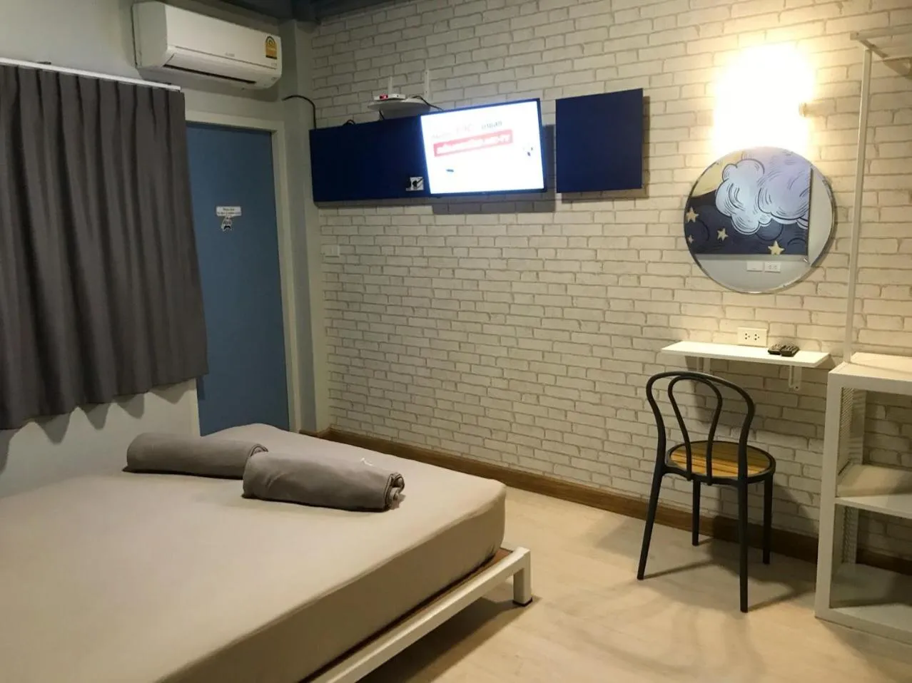 Bed in The Moon Hostel Huahin