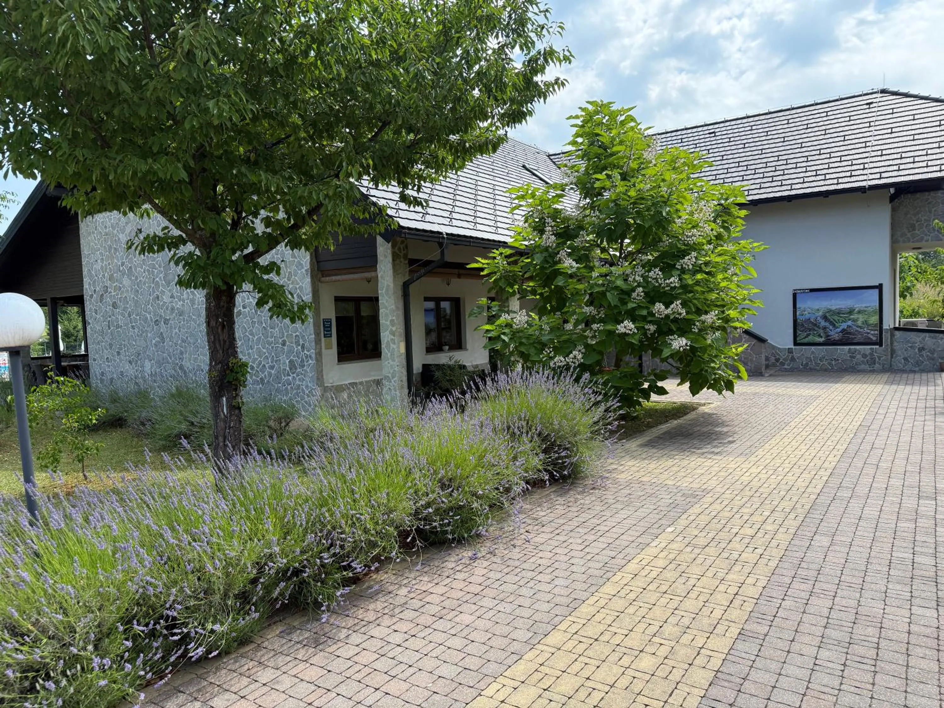 Property building in Villa Stone