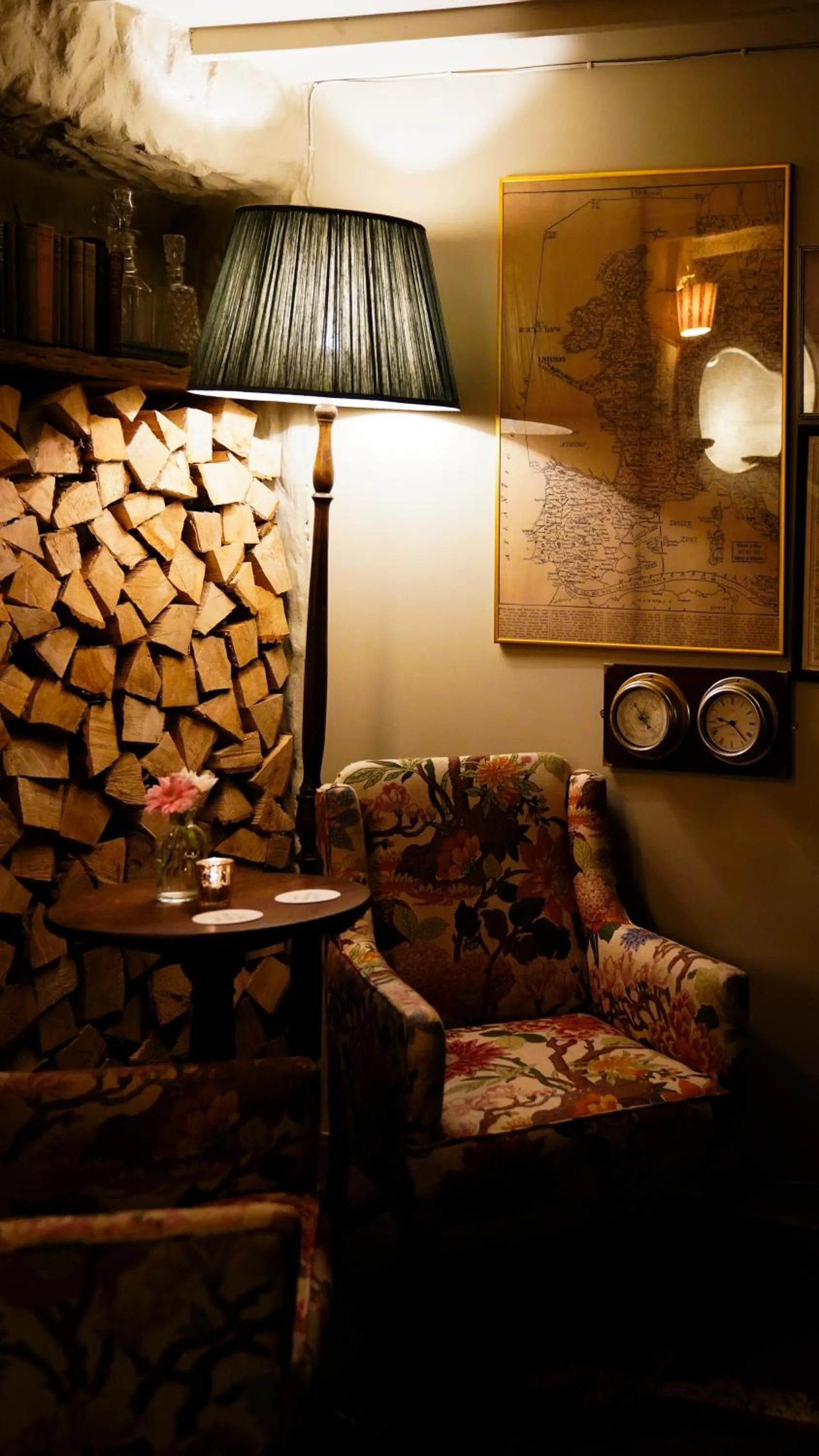 Restaurant/places to eat in The Dog & Gun Inn