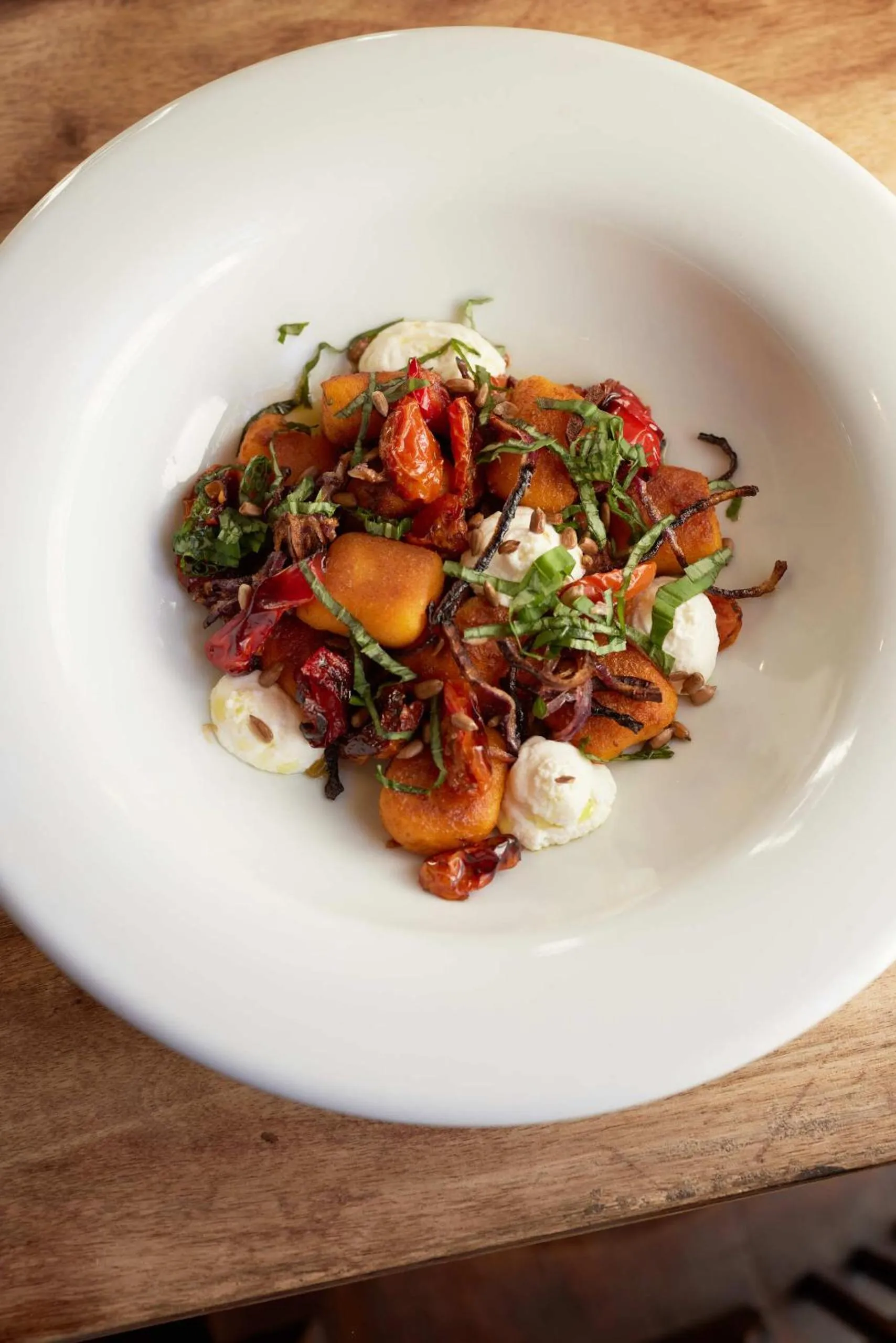 Food and drinks in The Dog & Gun Inn