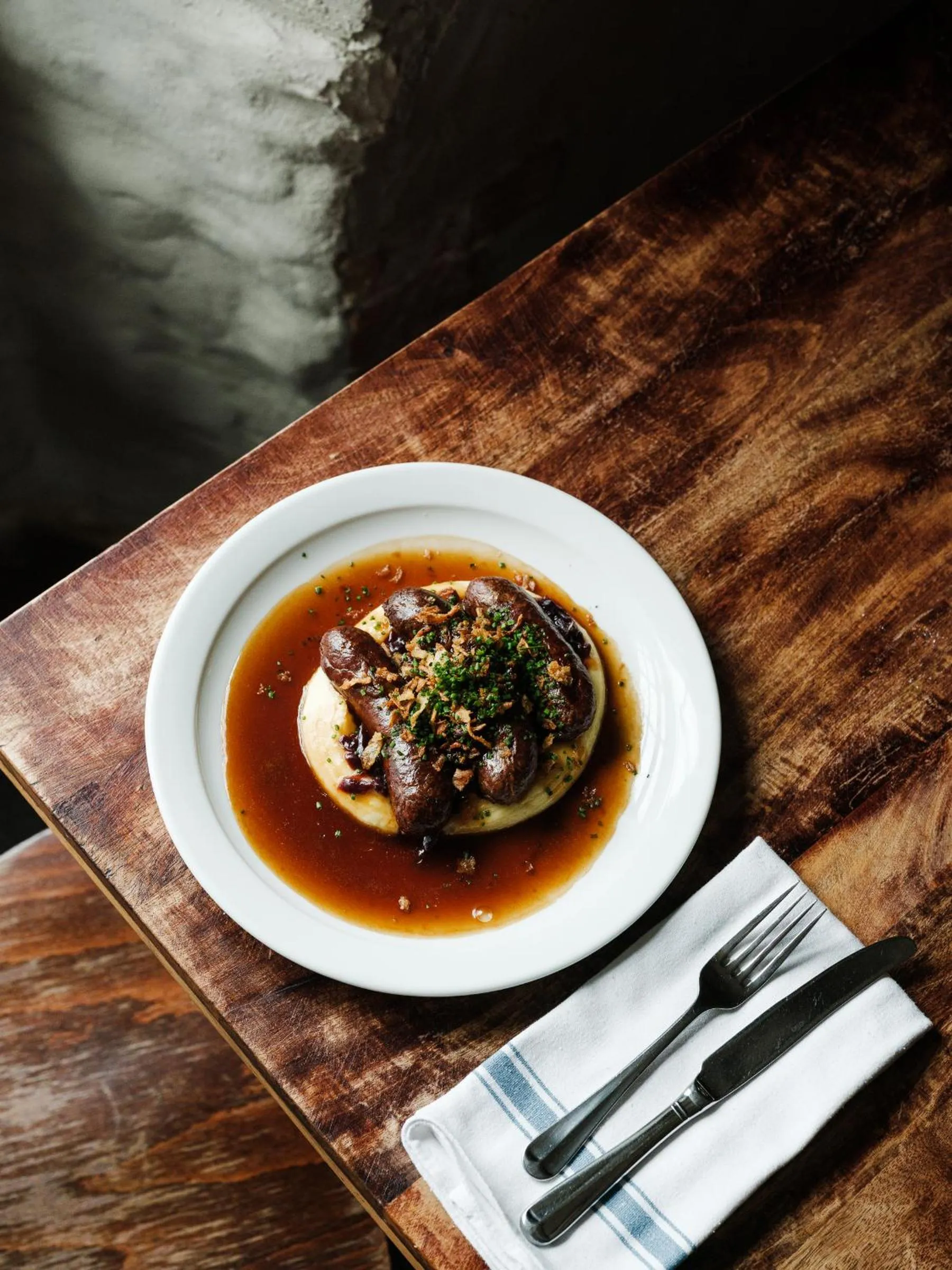 Food and drinks in The Dog and Gun