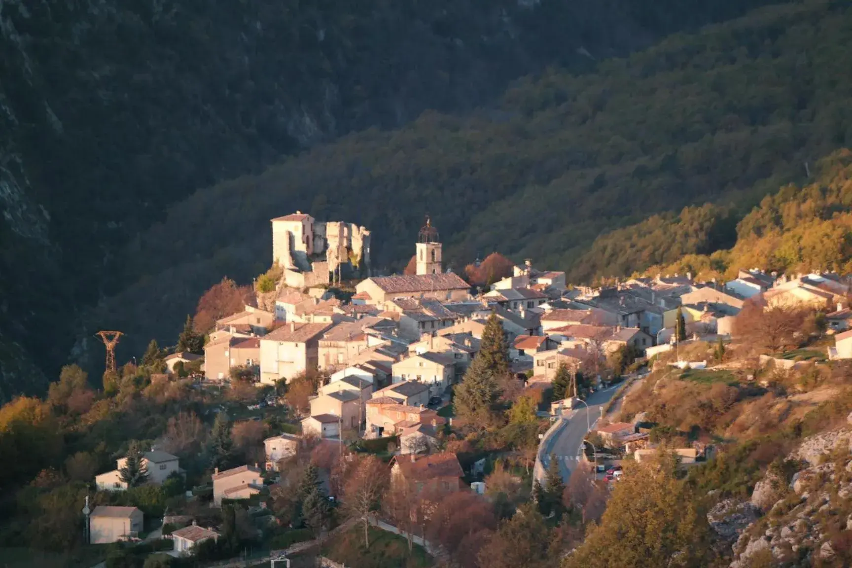 Au Pied du Château Au Pied du Château