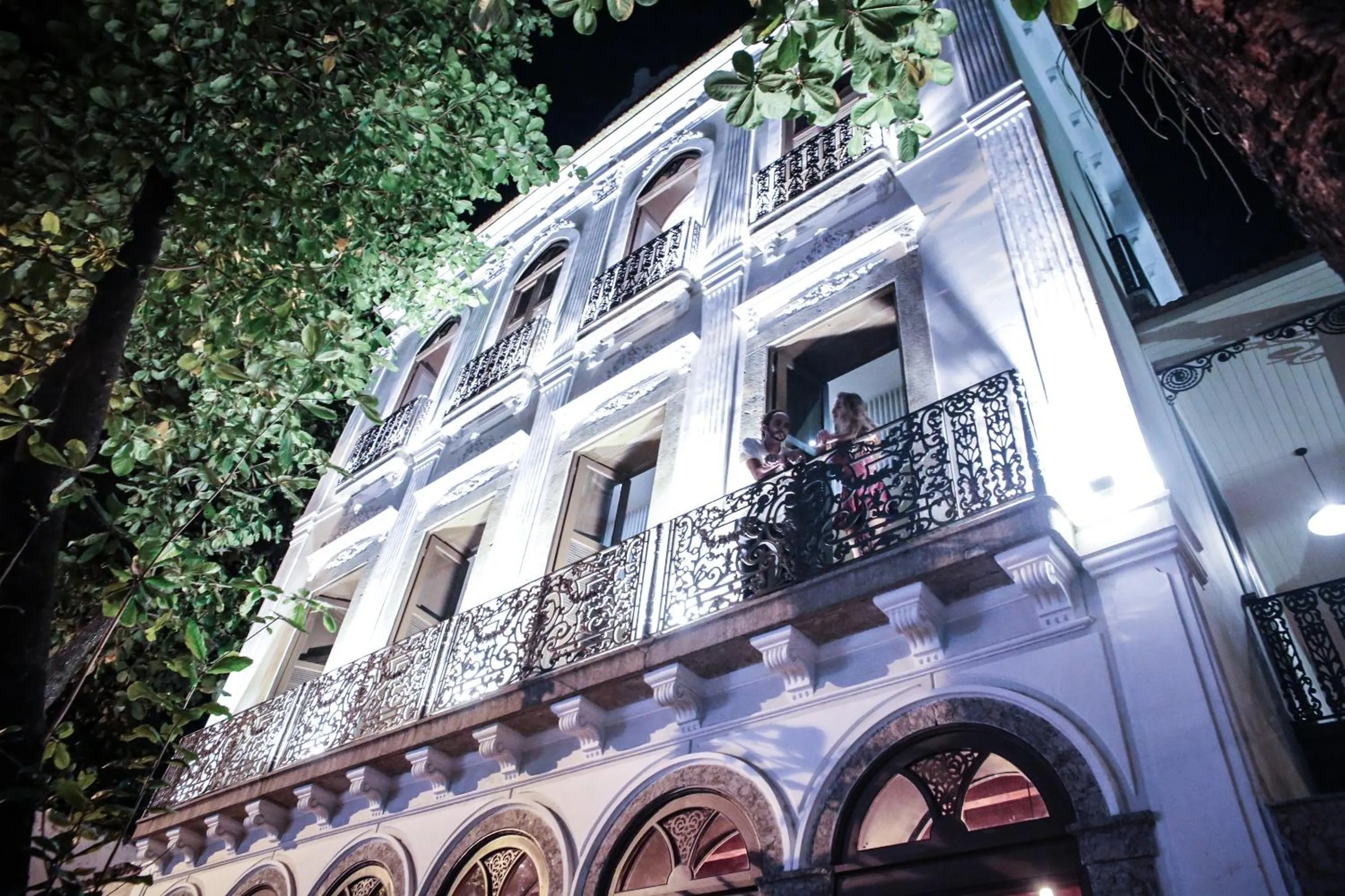 Property building in Villa 25