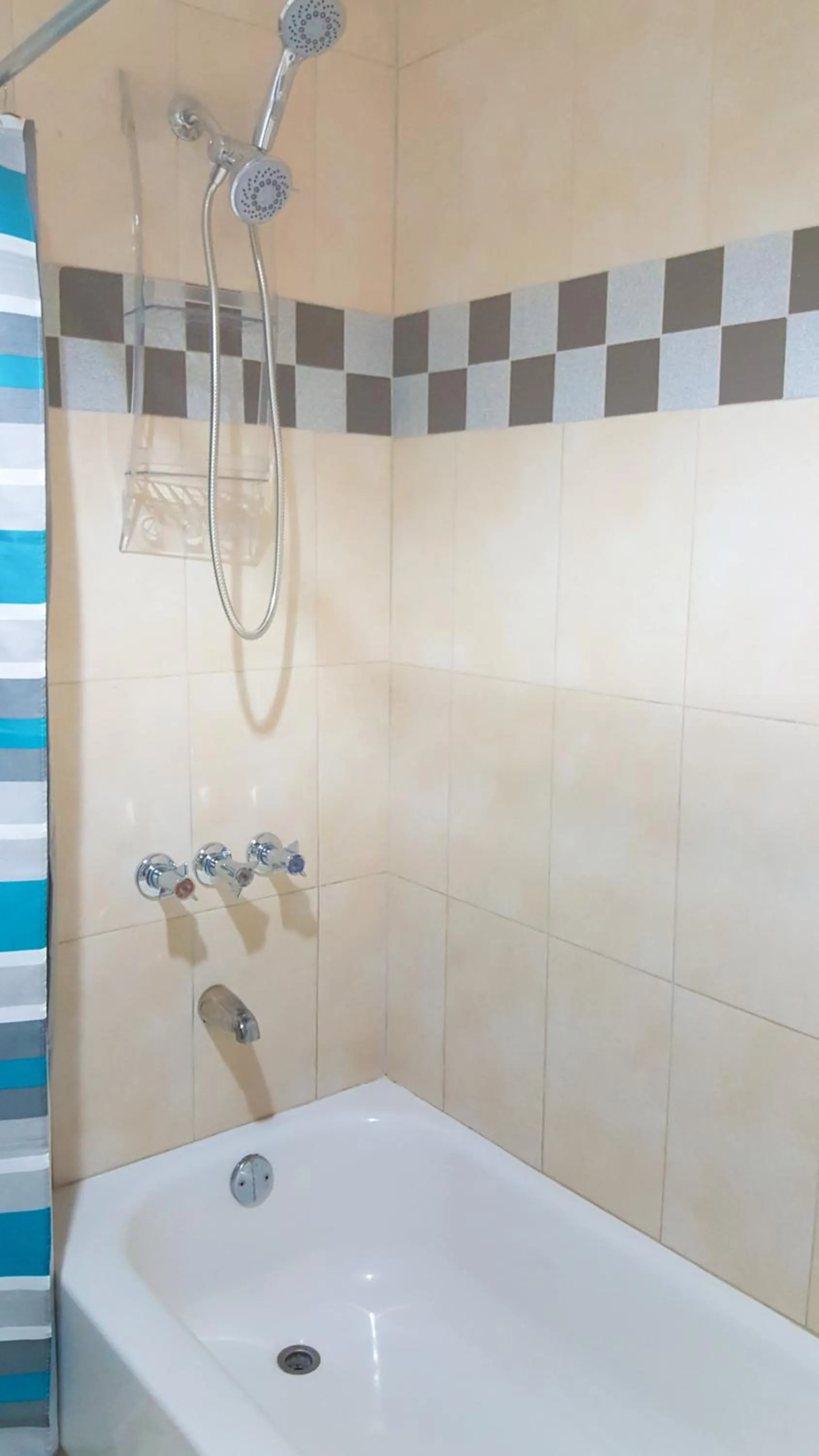 Shower in New Kingston Guest Apartments @ Donhead