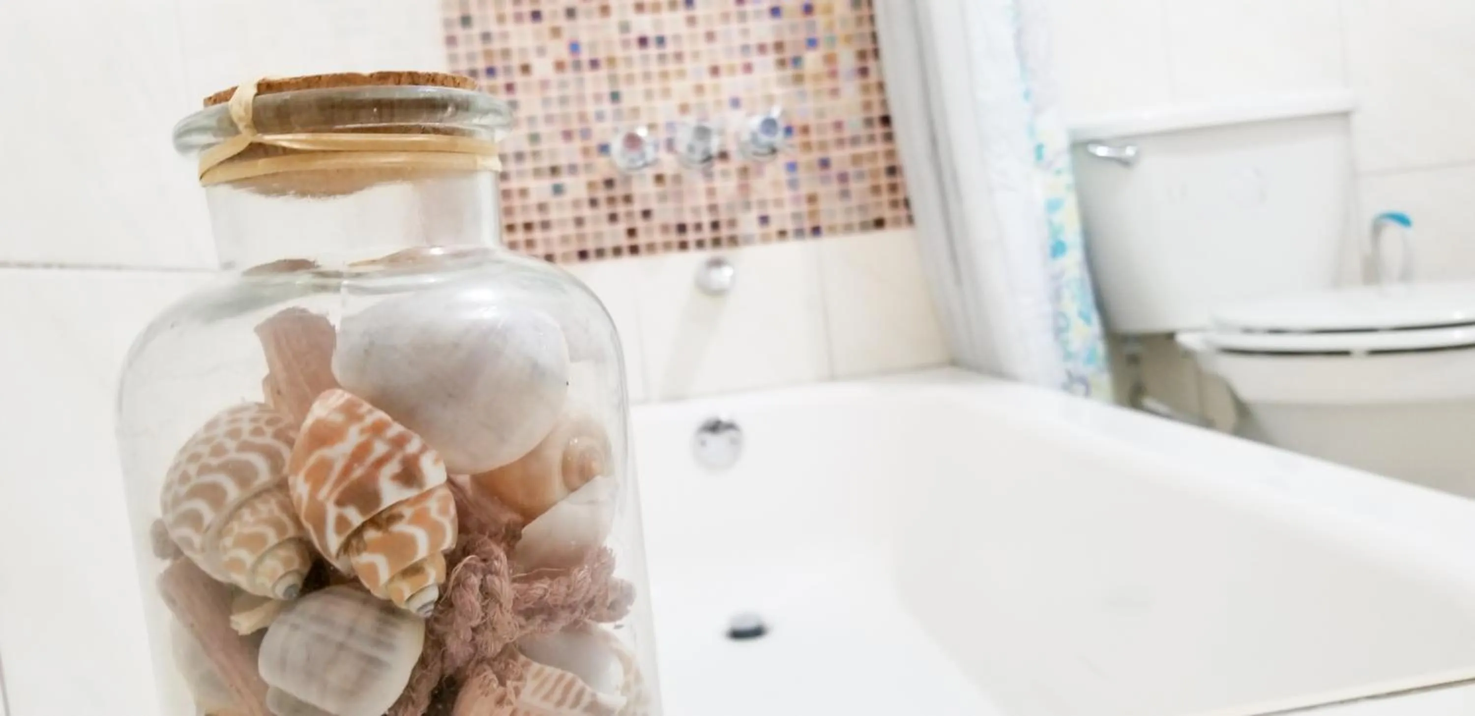 Bathroom in New Kingston Guest Apartments @ Donhead
