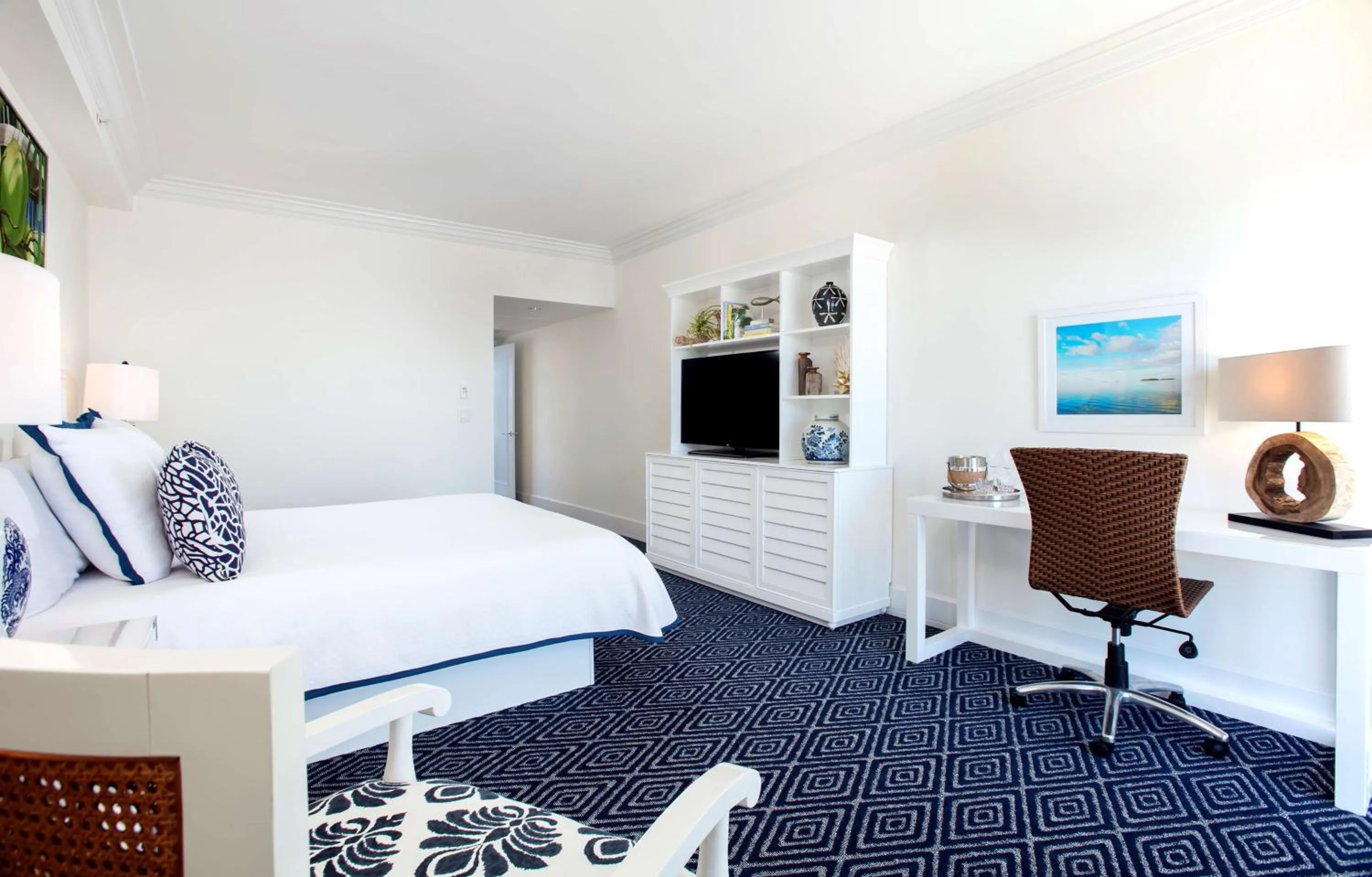 Bedroom, Bed in Oceans Edge Key West