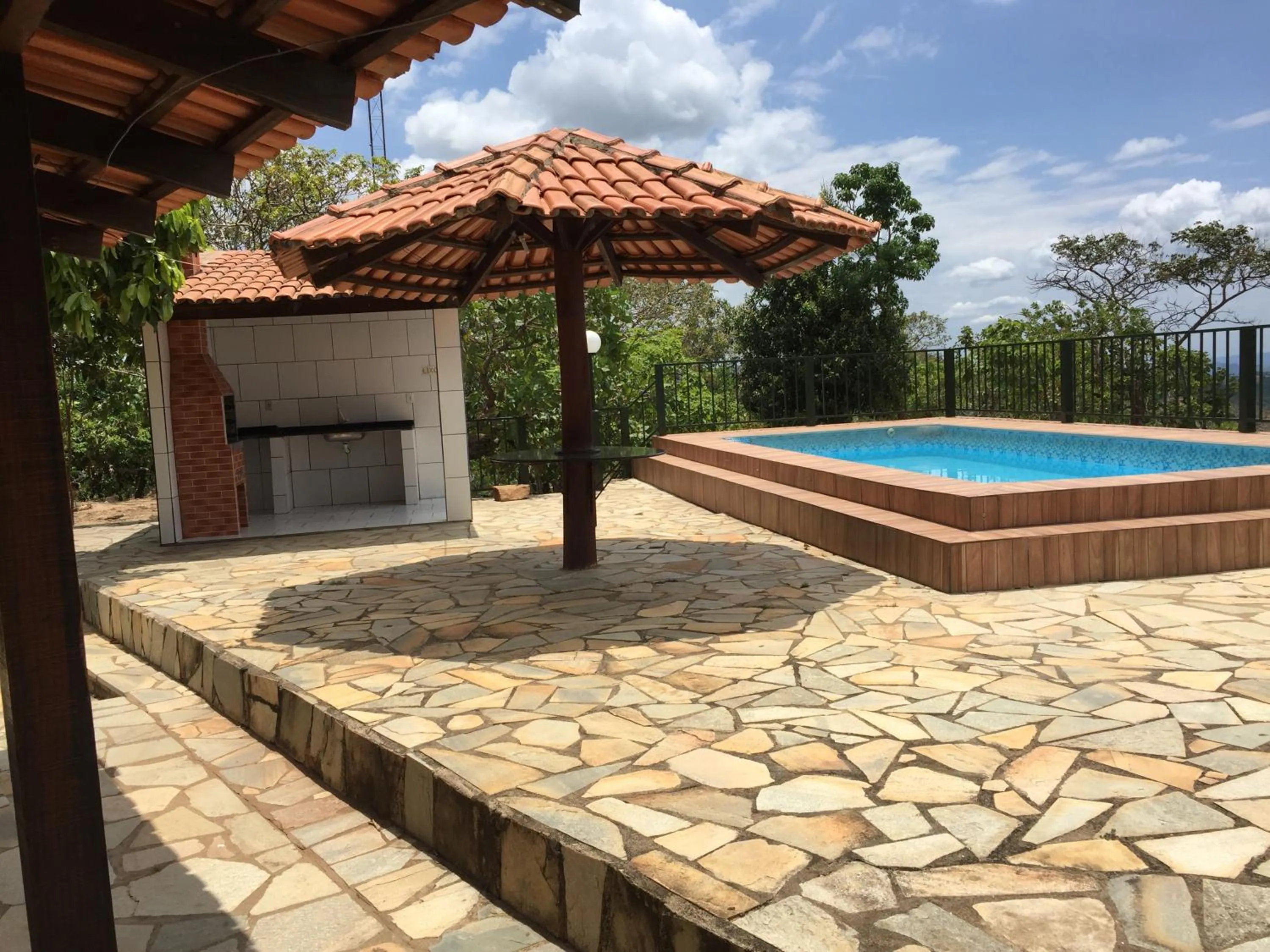 Pool view in Pousada Recanto das Pedras São Leopoldo