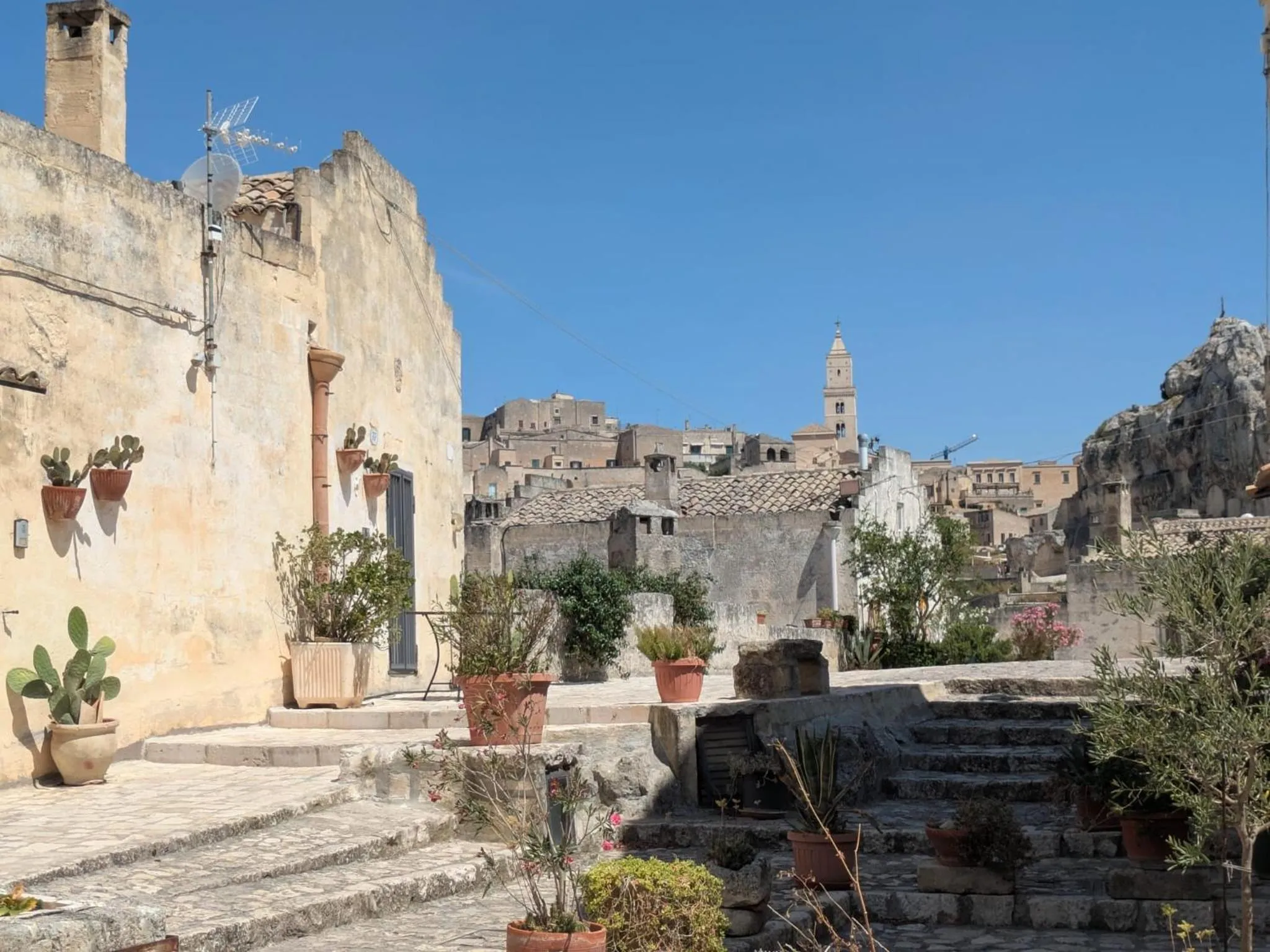 Property building in Il Geco