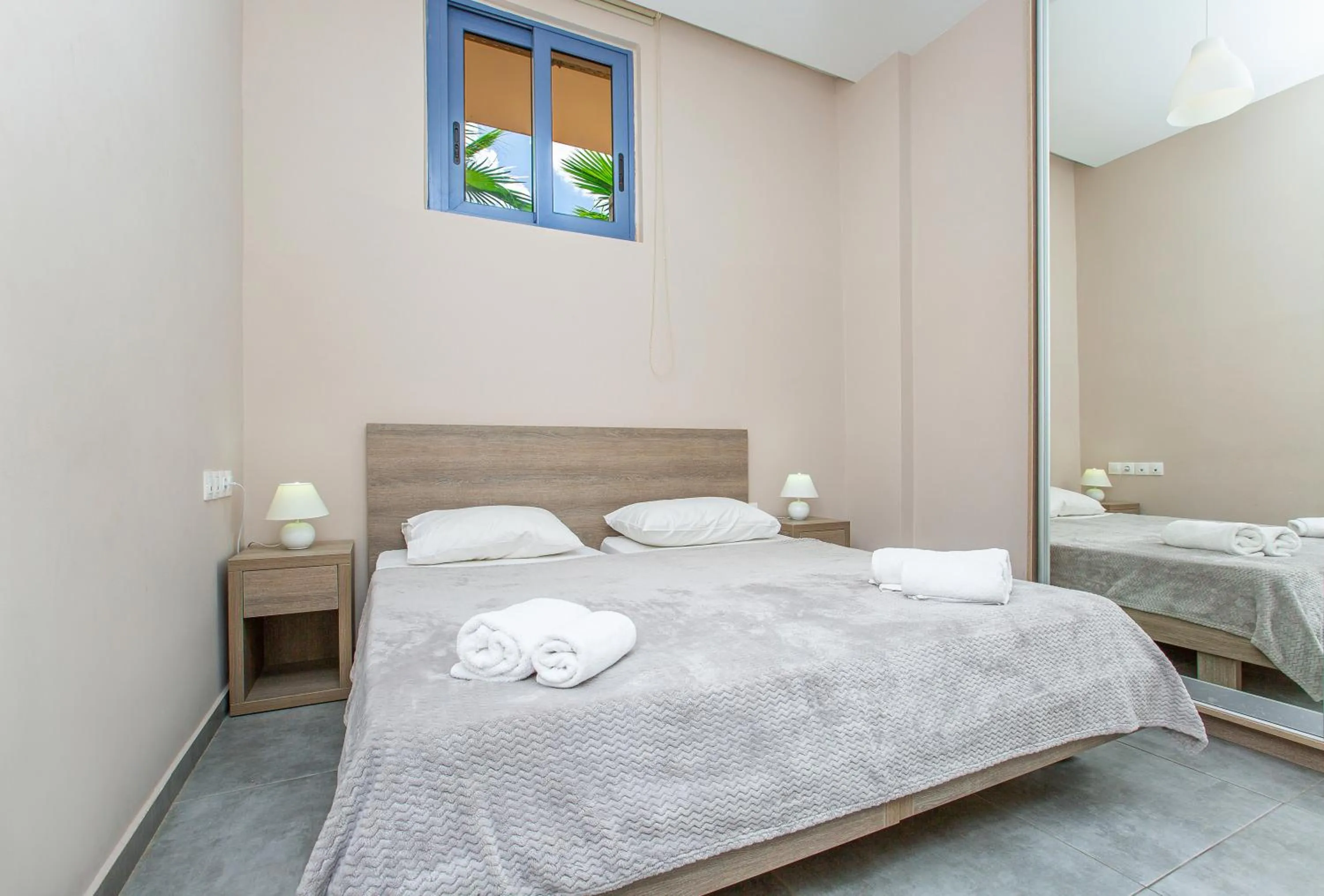 Bedroom, Bed in Hermes Hotel