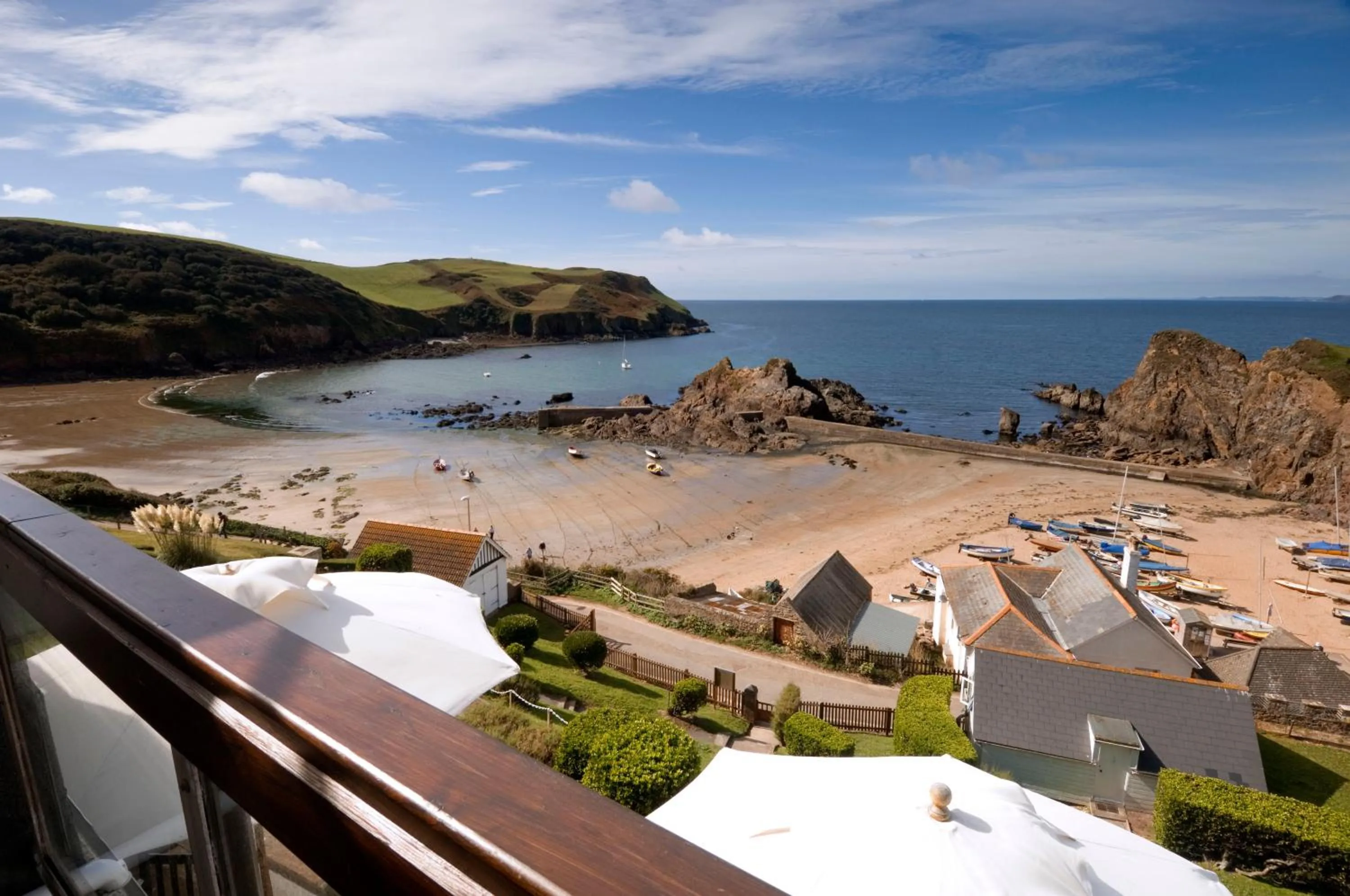 Property building in The Cottage Hotel