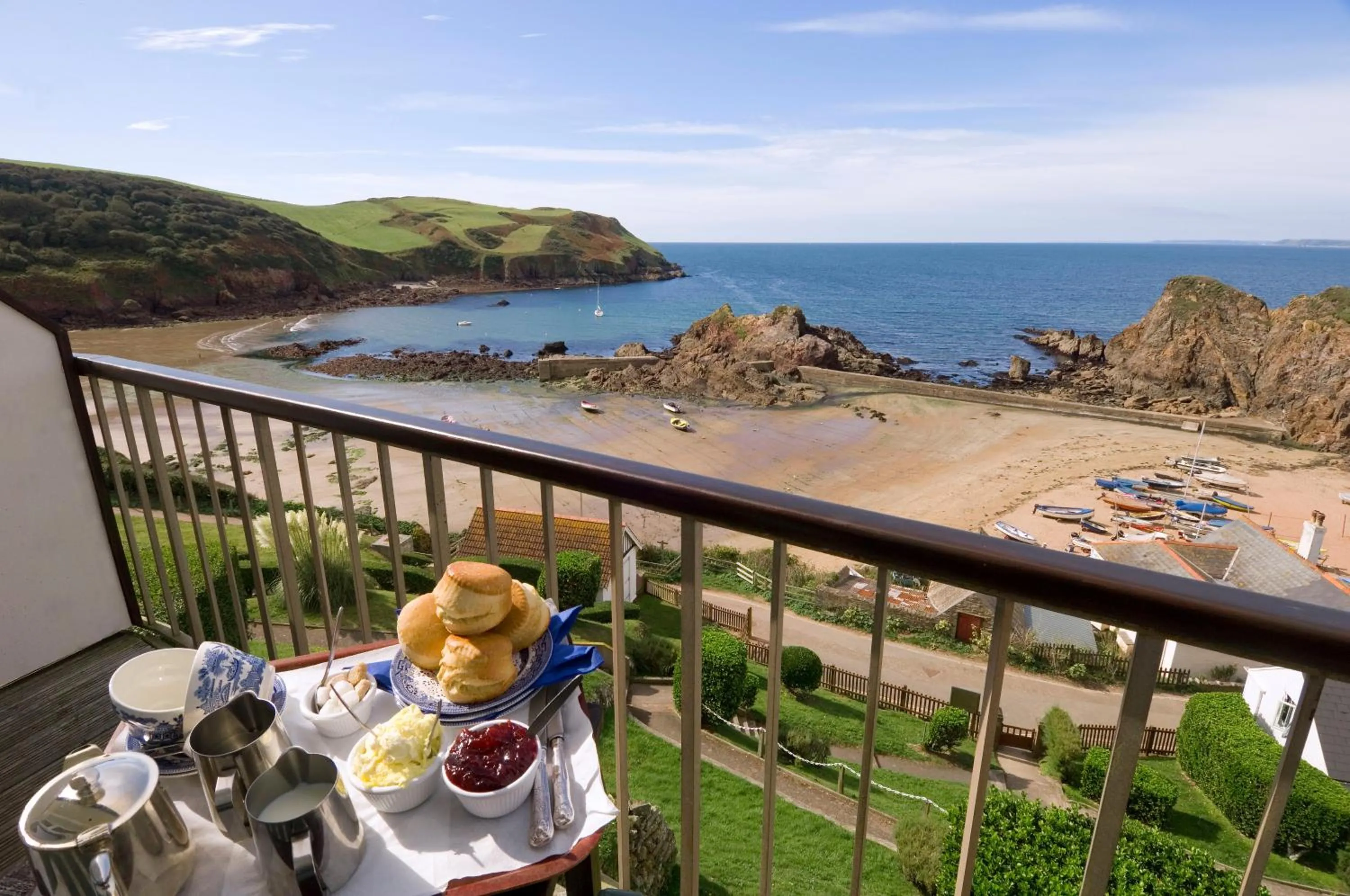 Property building in The Cottage Hotel