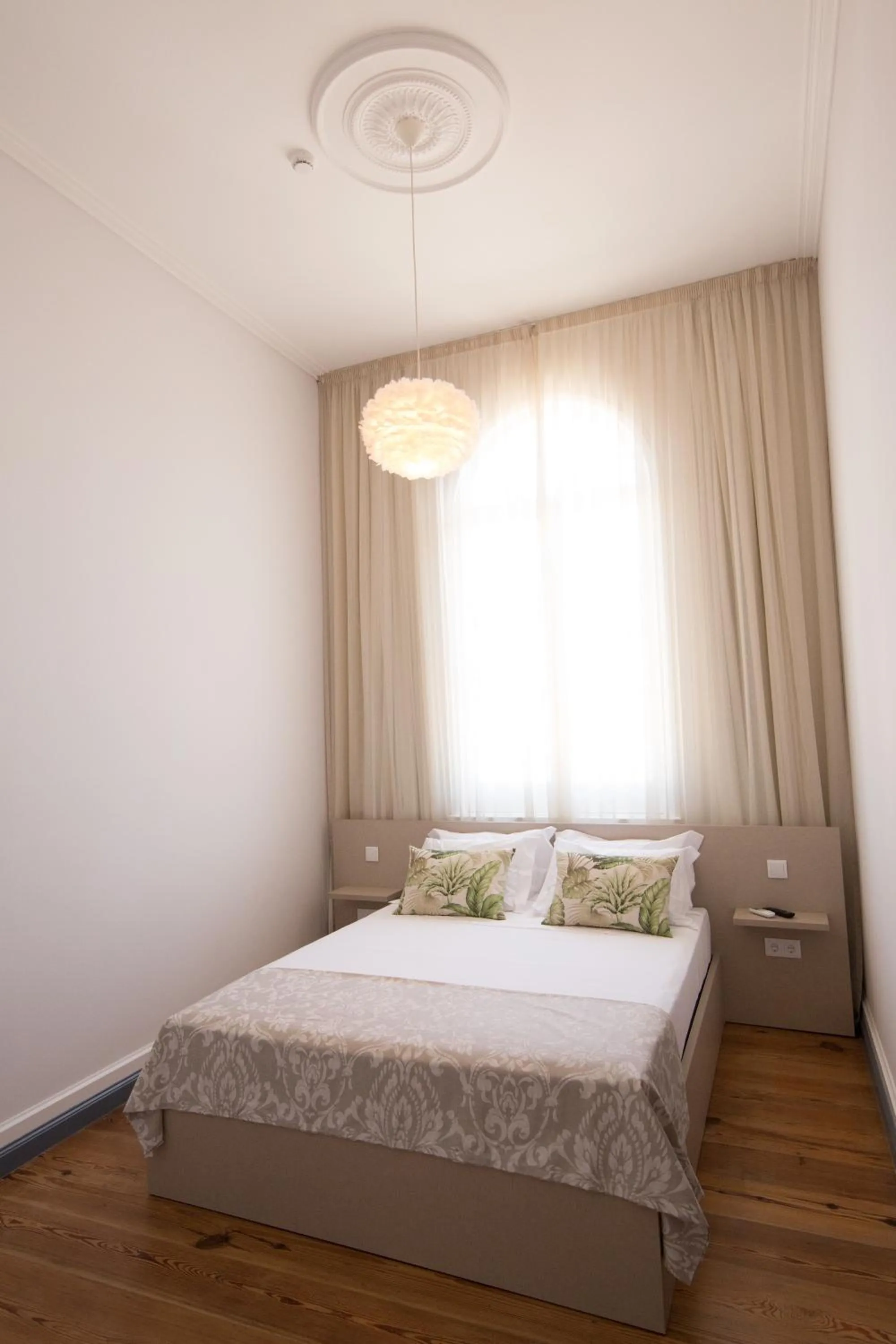 Bedroom, Bed in Casa das Palmeiras Charming House - Azores 1901