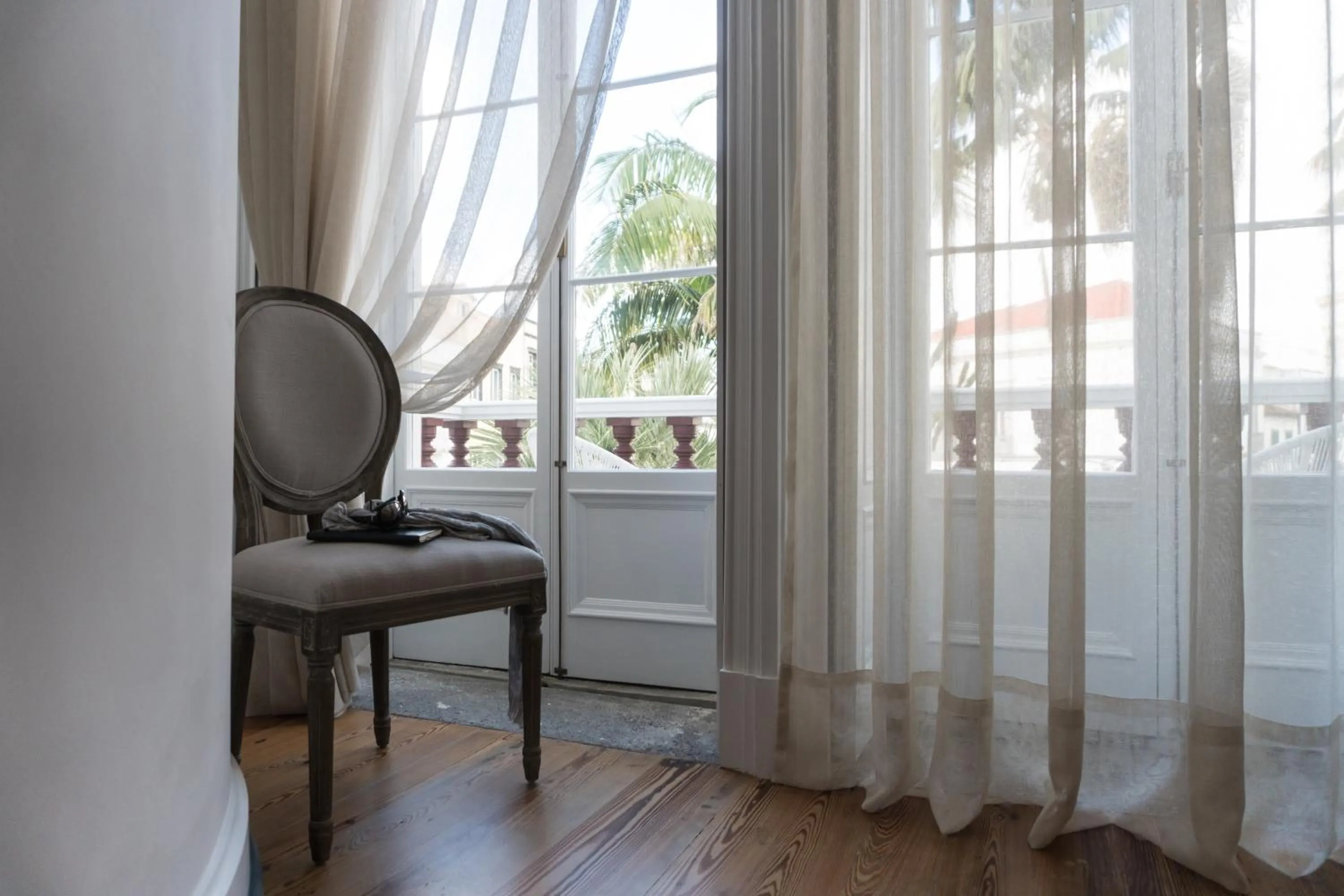 Balcony/Terrace in Casa das Palmeiras Charming House - Azores 1901
