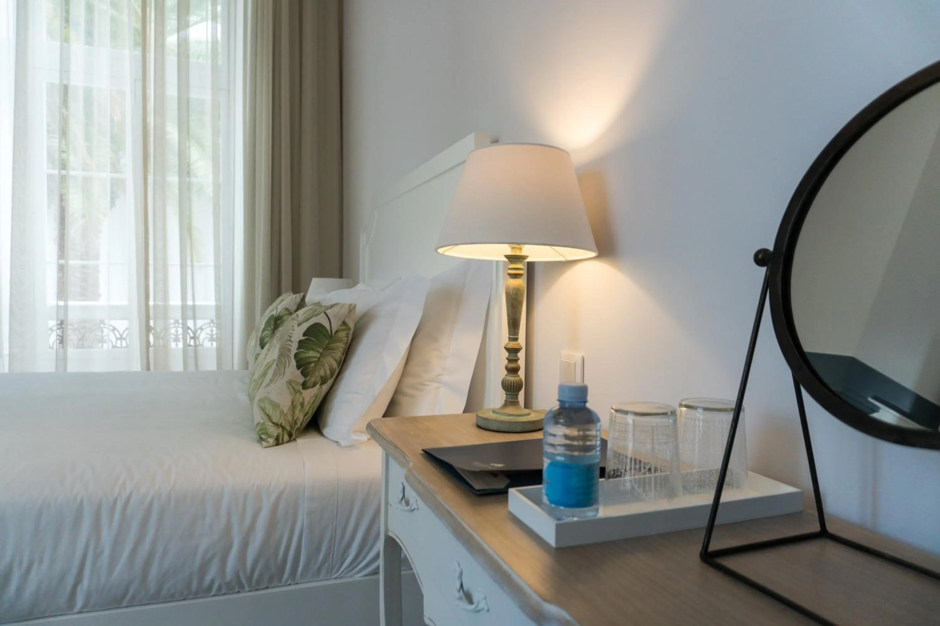 Food and drinks, Bed in Casa das Palmeiras Charming House - Azores 1901