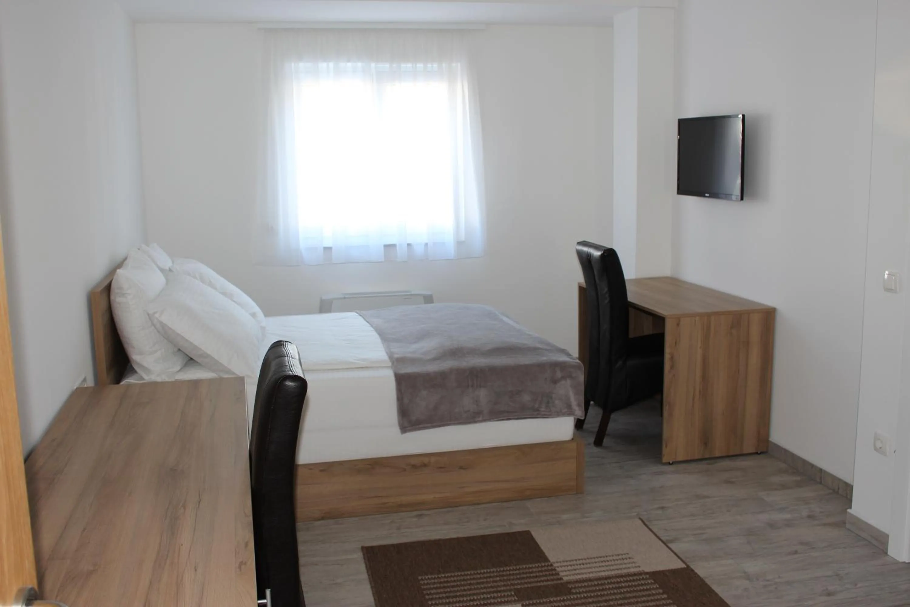 Photo of the whole room, Bed in Hotel Rekic