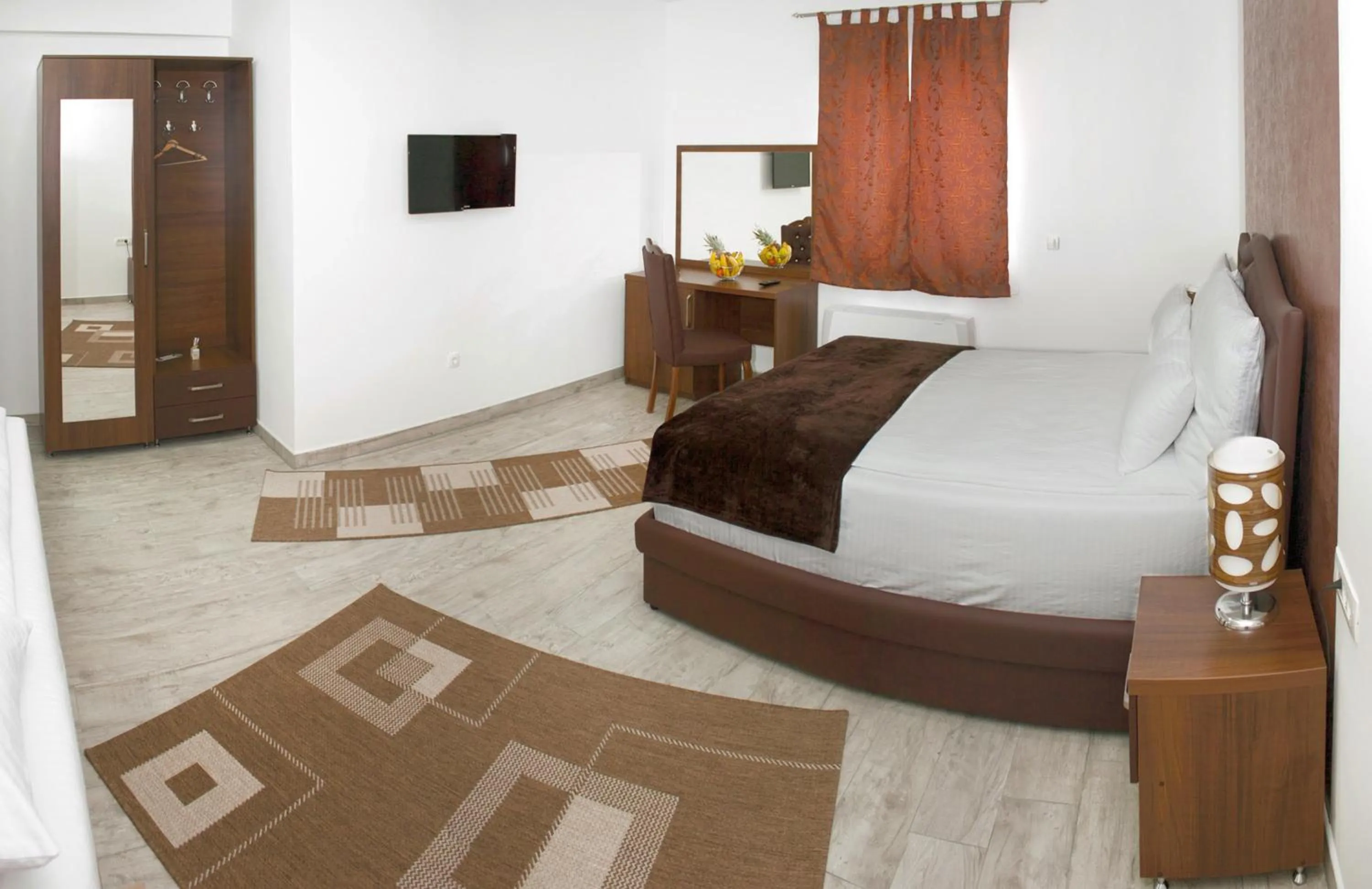 Photo of the whole room, Bed in Hotel Rekic