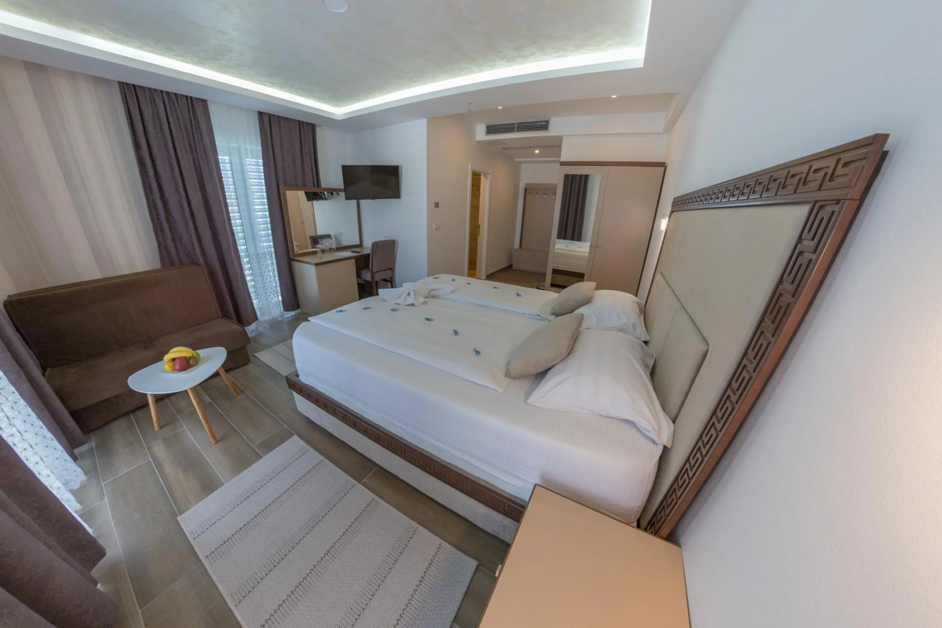 Photo of the whole room, Bed in Hotel Rekic