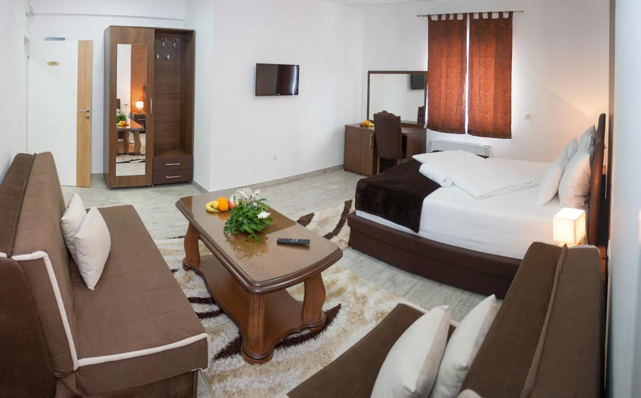 Photo of the whole room, Bed in Hotel Rekic