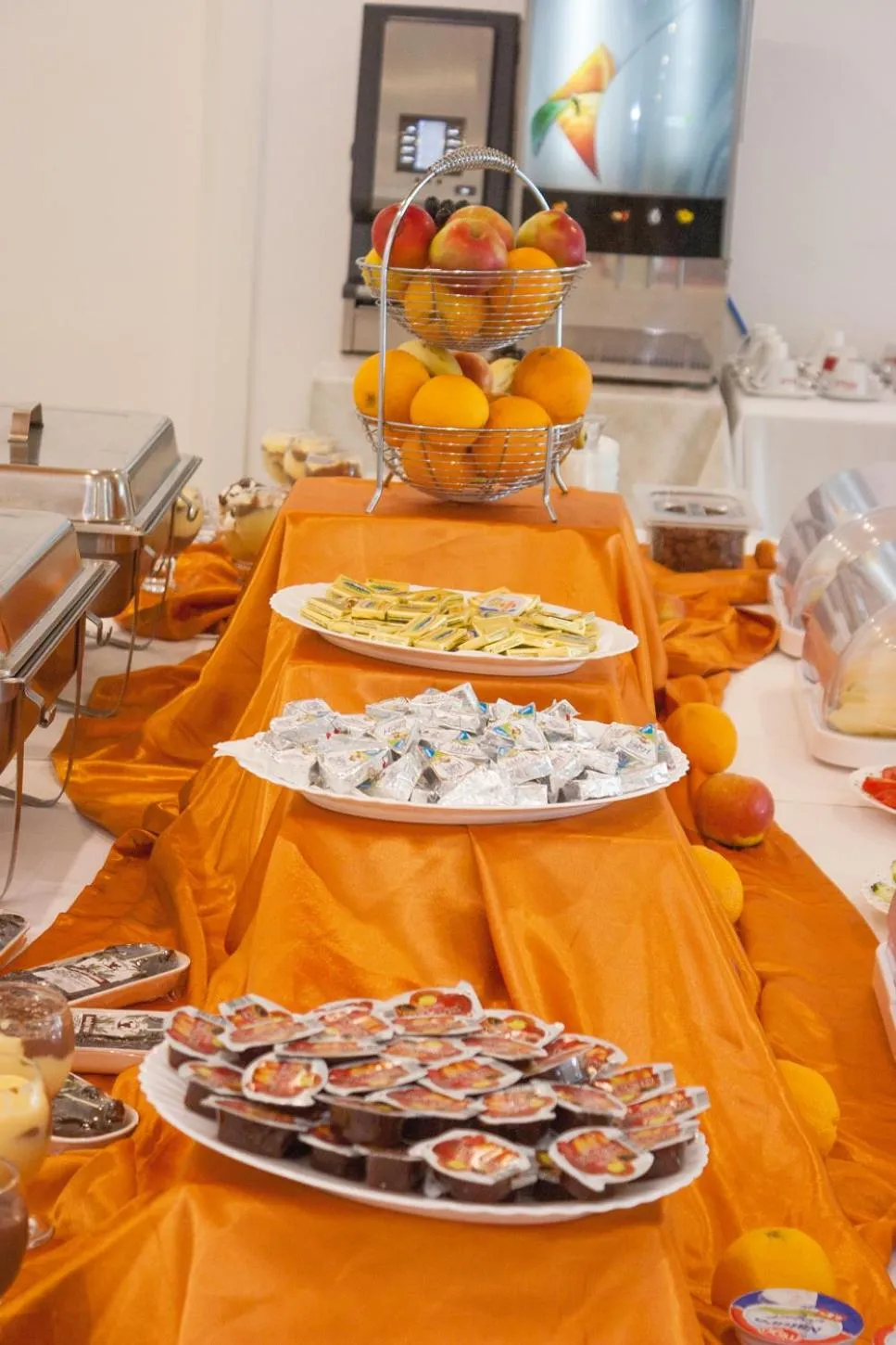 Buffet breakfast in Hotel Rekic