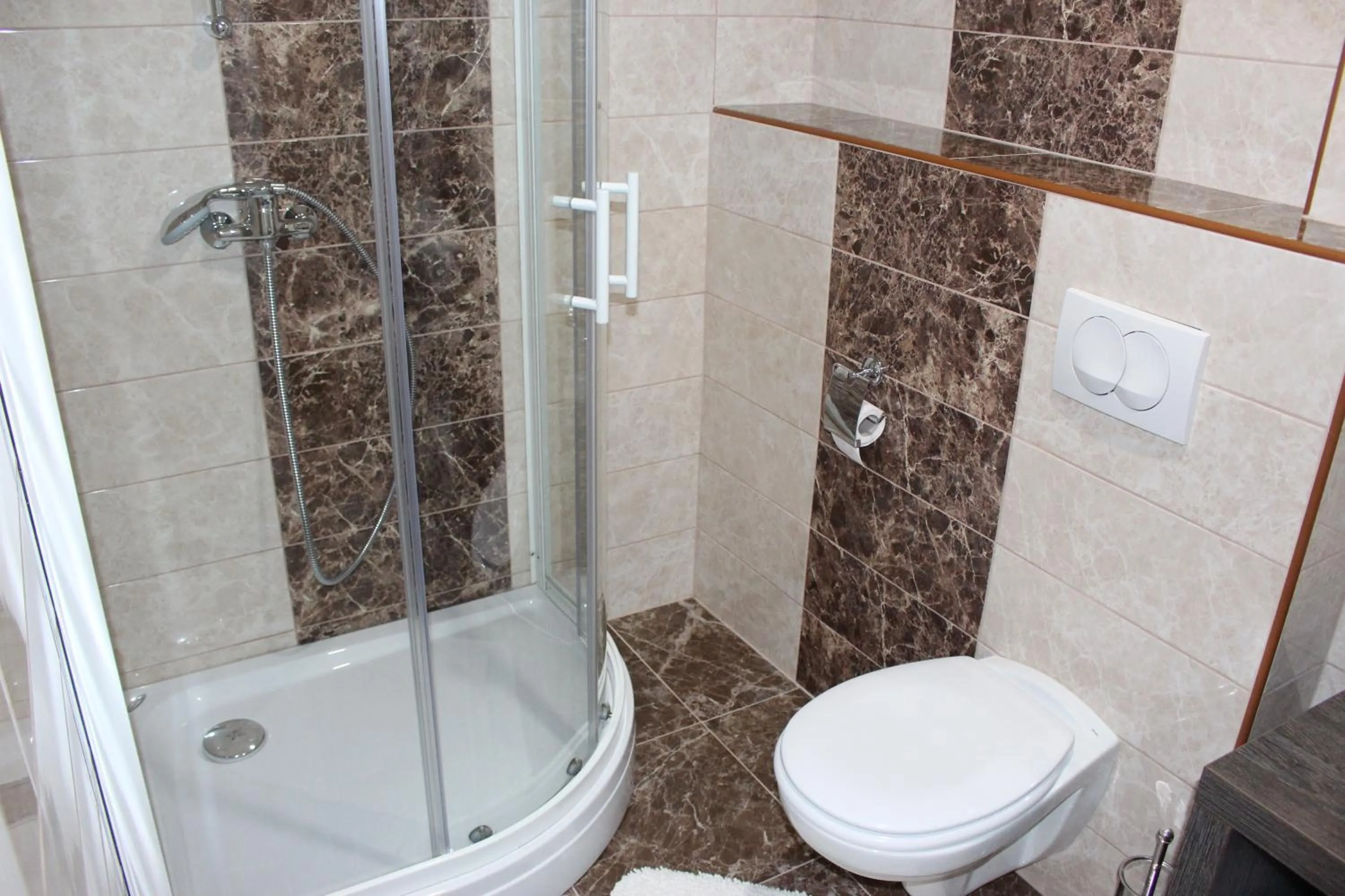 Bathroom in Hotel Rekic