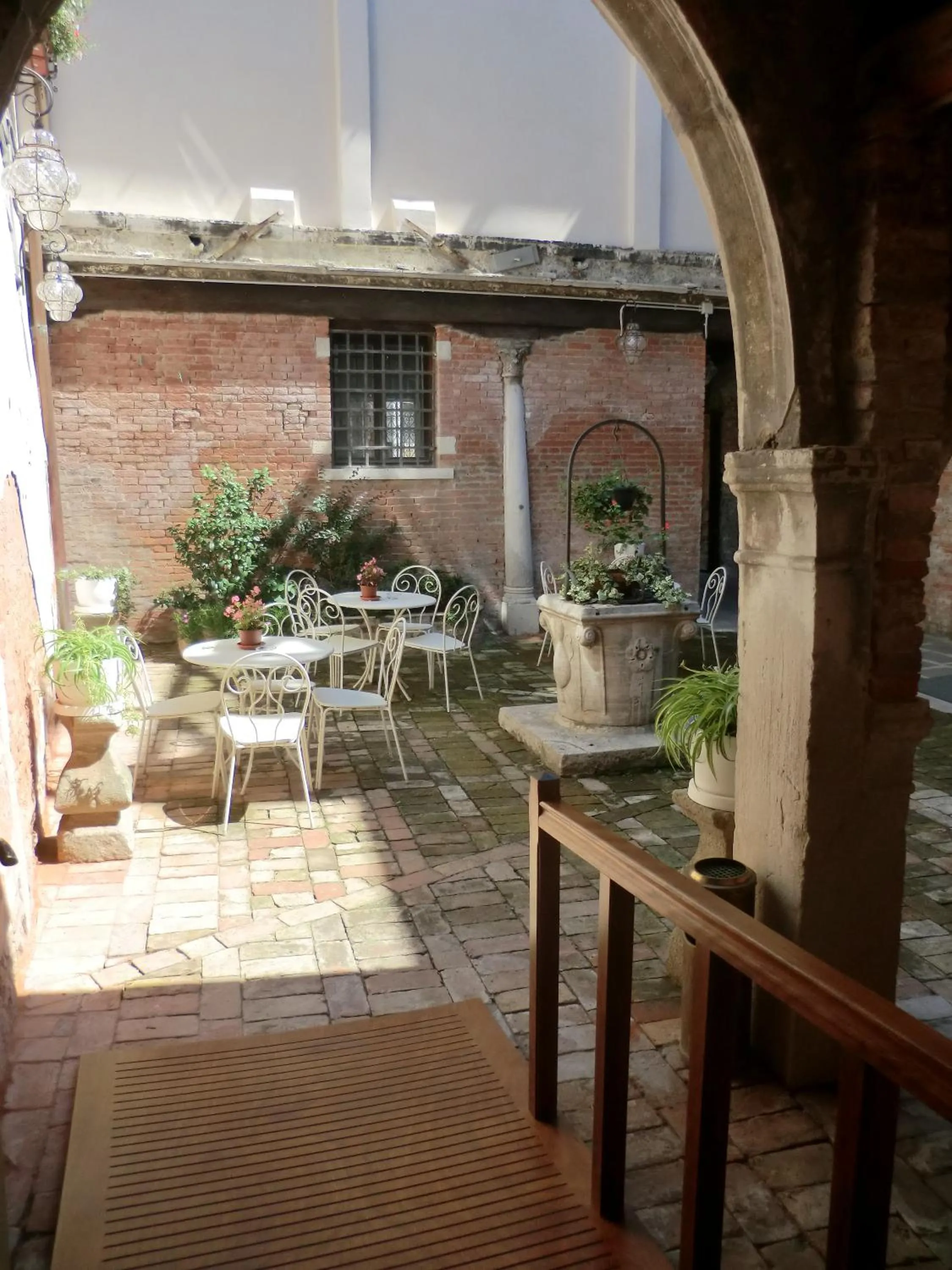 Patio in Hotel Ca' Nobile Corner
