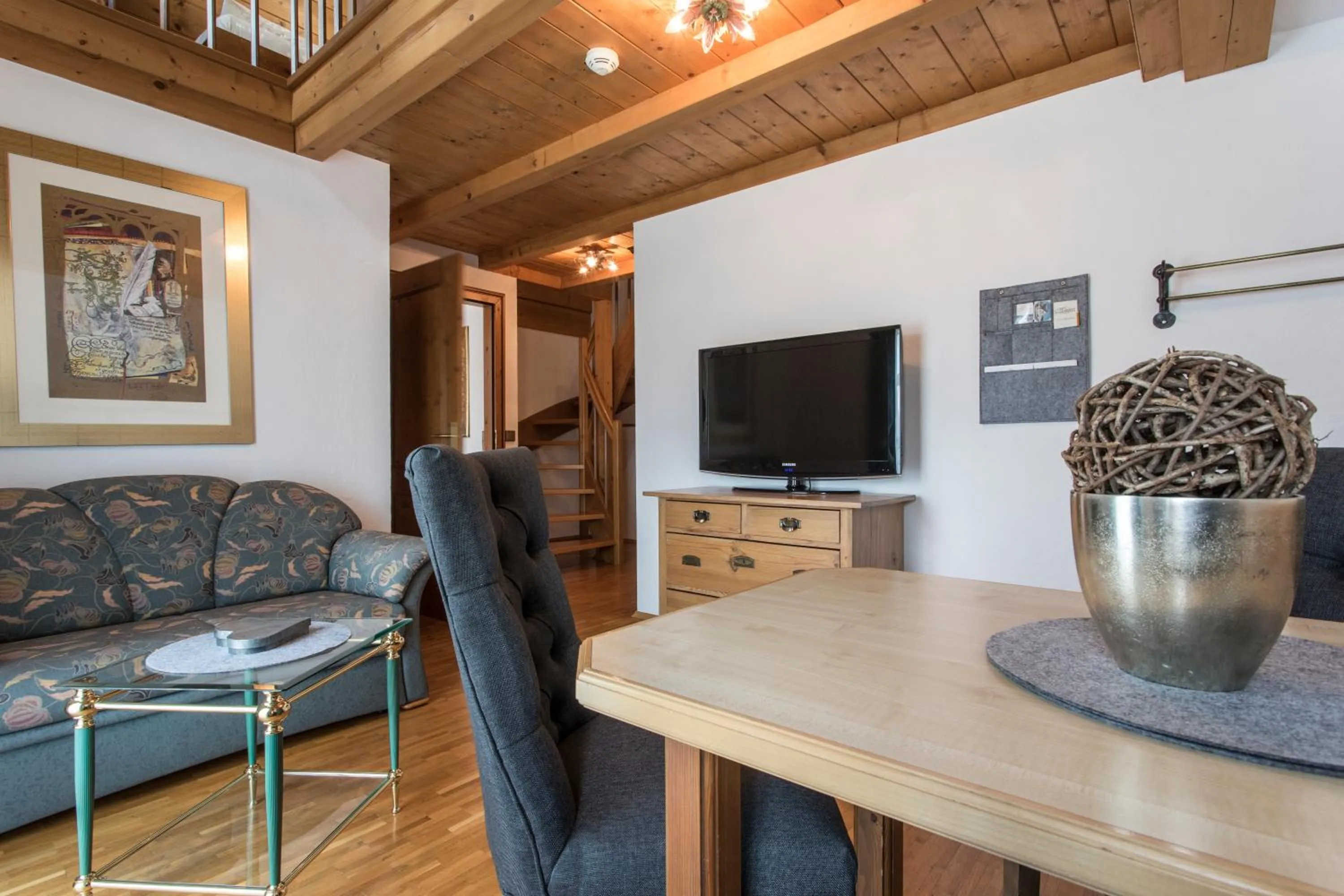 Photo of the whole room in Meiser Rosenstuben Hotel