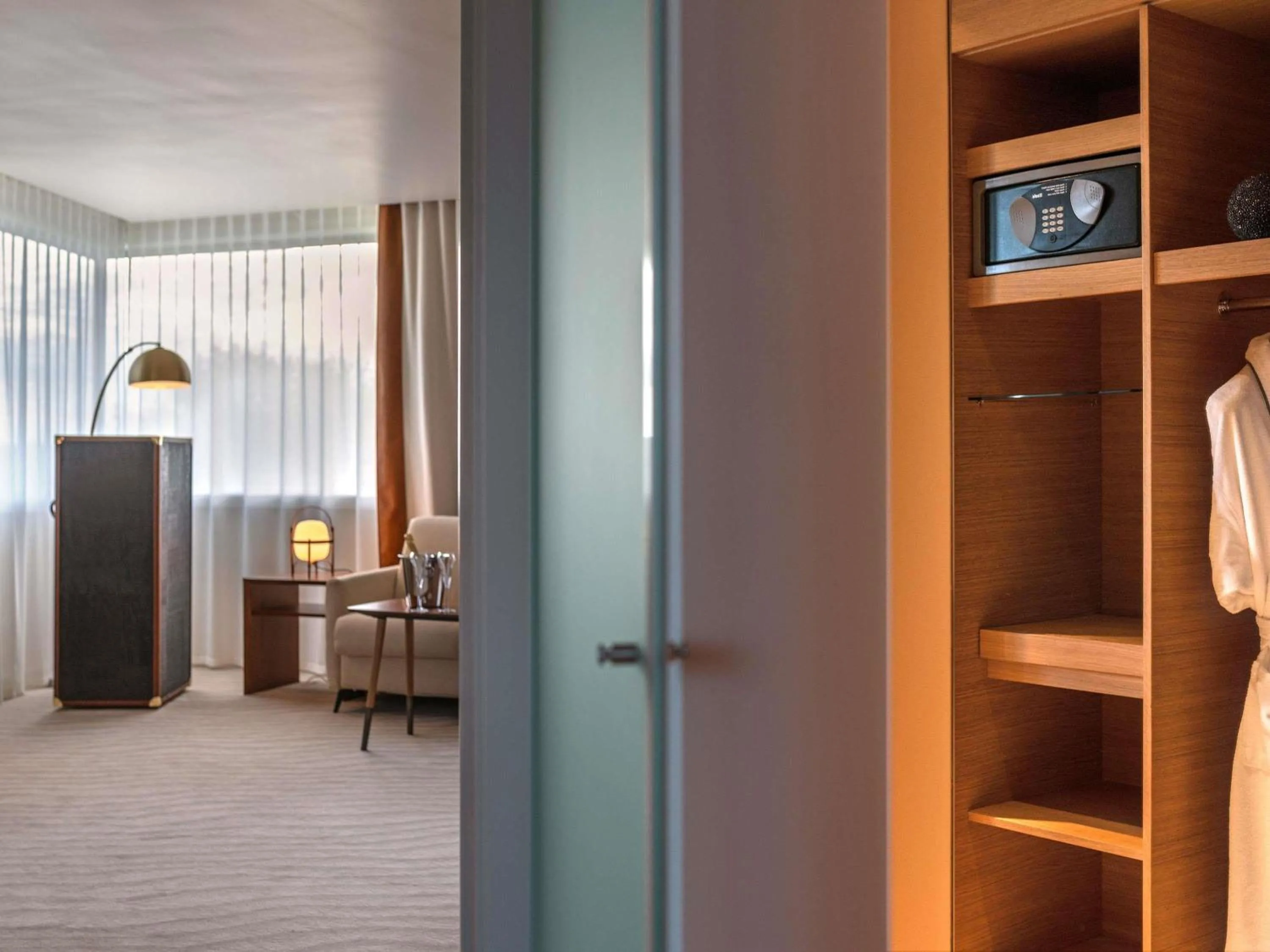 Bedroom, Bed in Sofitel Luxembourg Le Grand Ducal