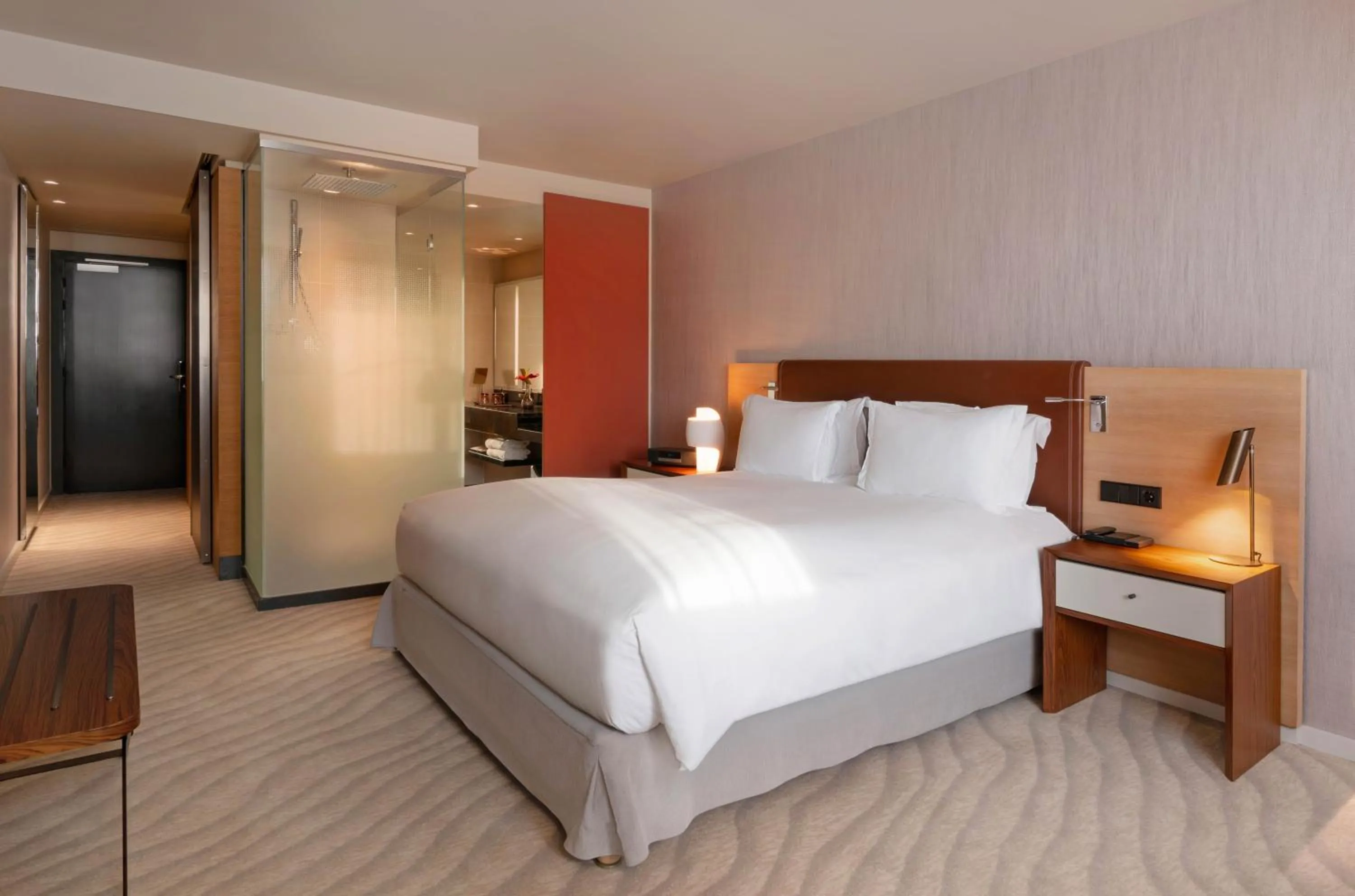 Bed in Sofitel Luxembourg Le Grand Ducal