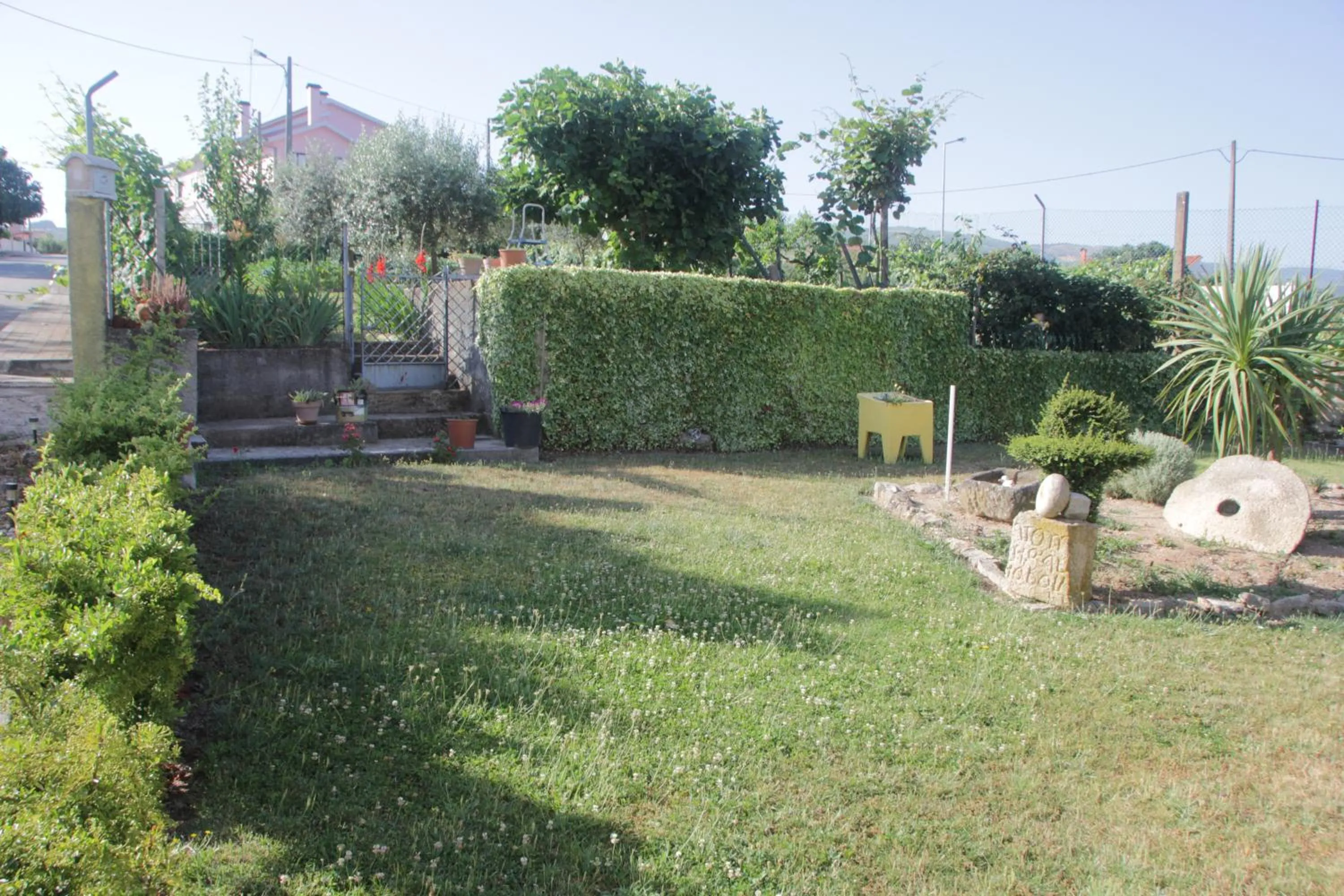 Garden in Quartos em vivenda serra da Estrela