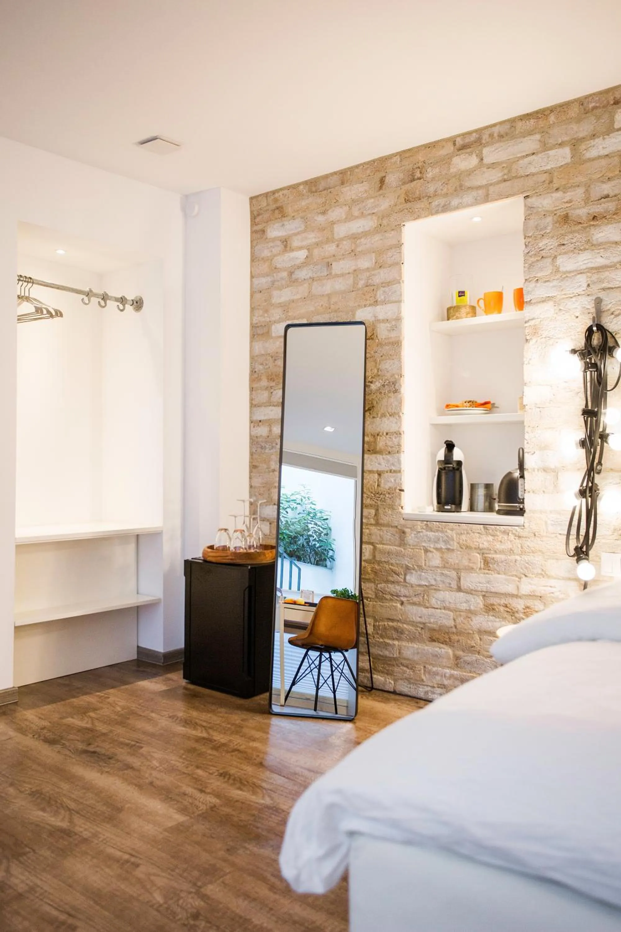 Coffee/tea facilities, Bed in 1st Floor Köln 2