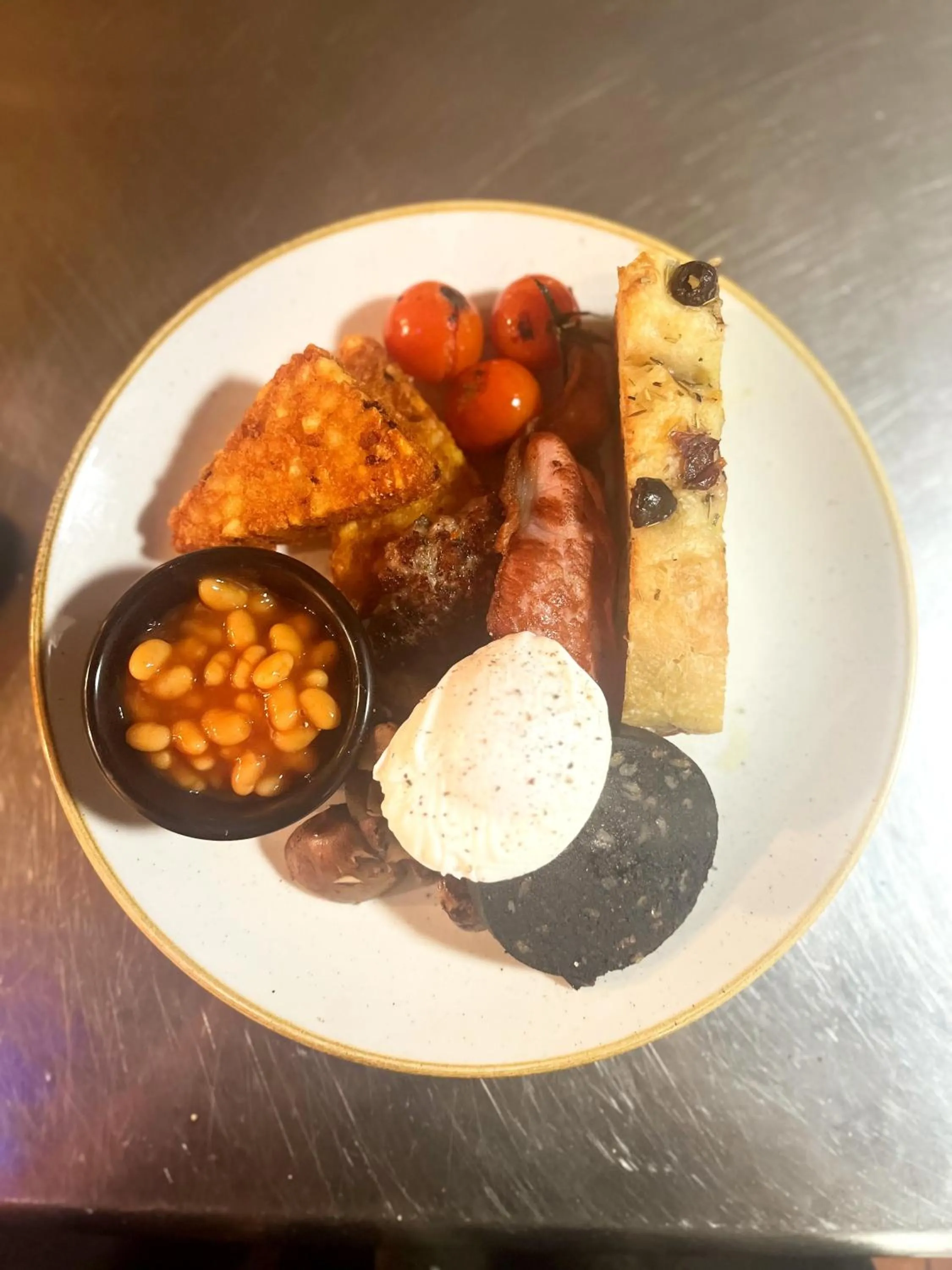 Breakfast in The Albert Hotel