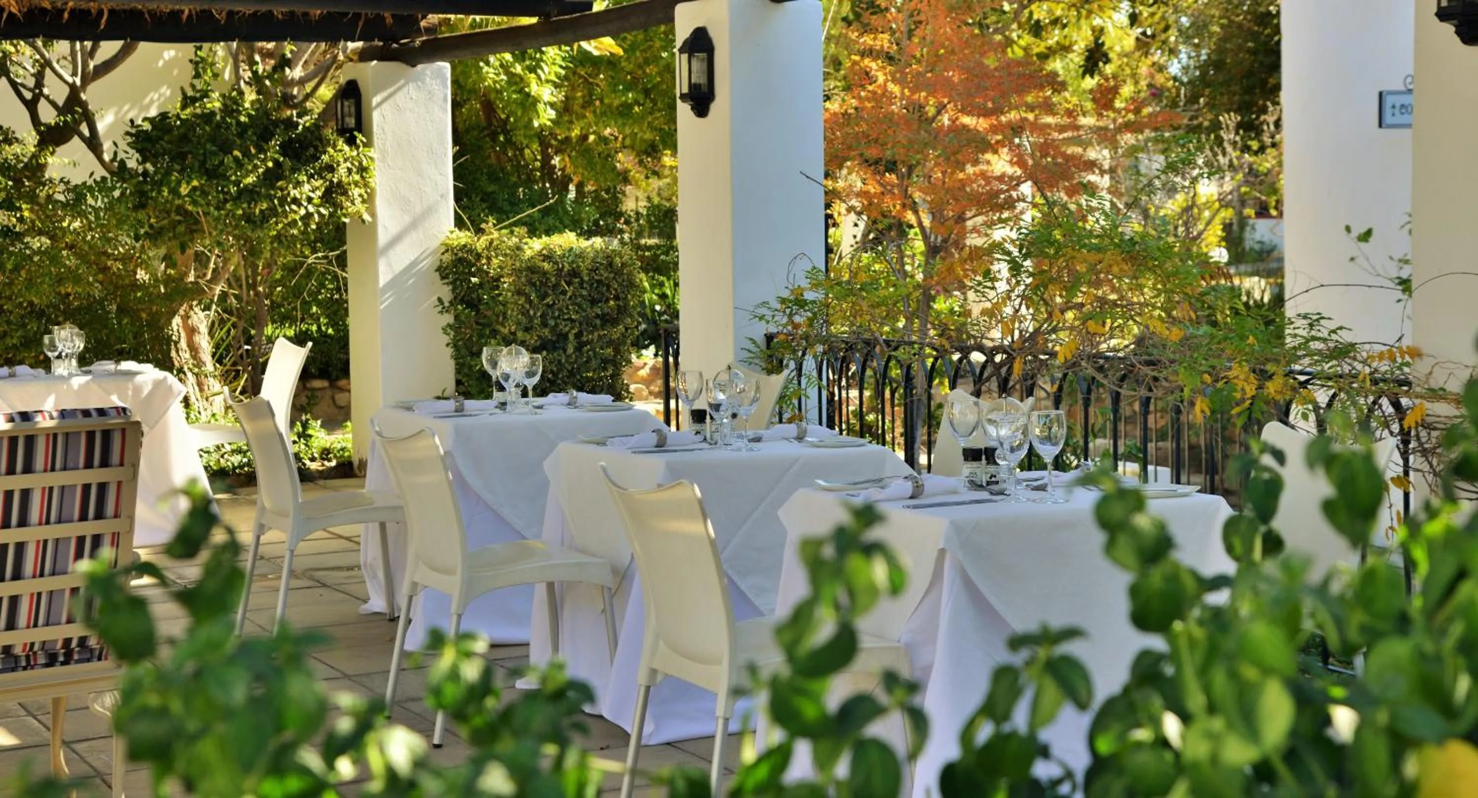 Patio in Mont d'Or Swartberg Hotel
