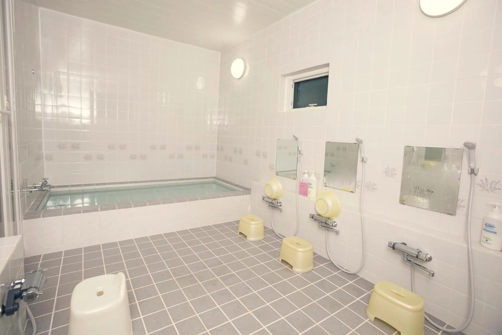 Decorative detail in Ryokan Mokuzin