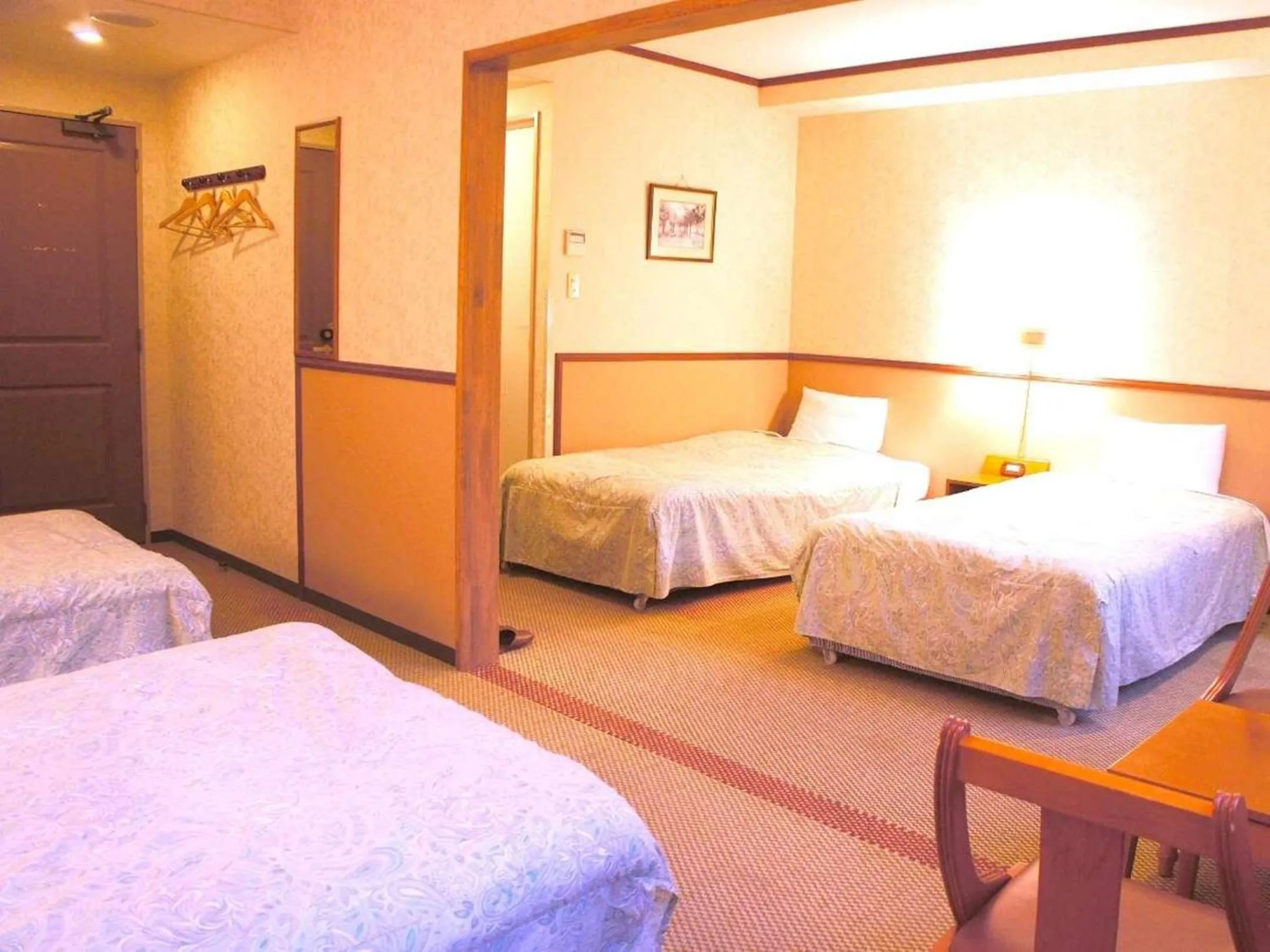 Photo of the whole room, Bed in Atami Hotel Paipuno Kemuri