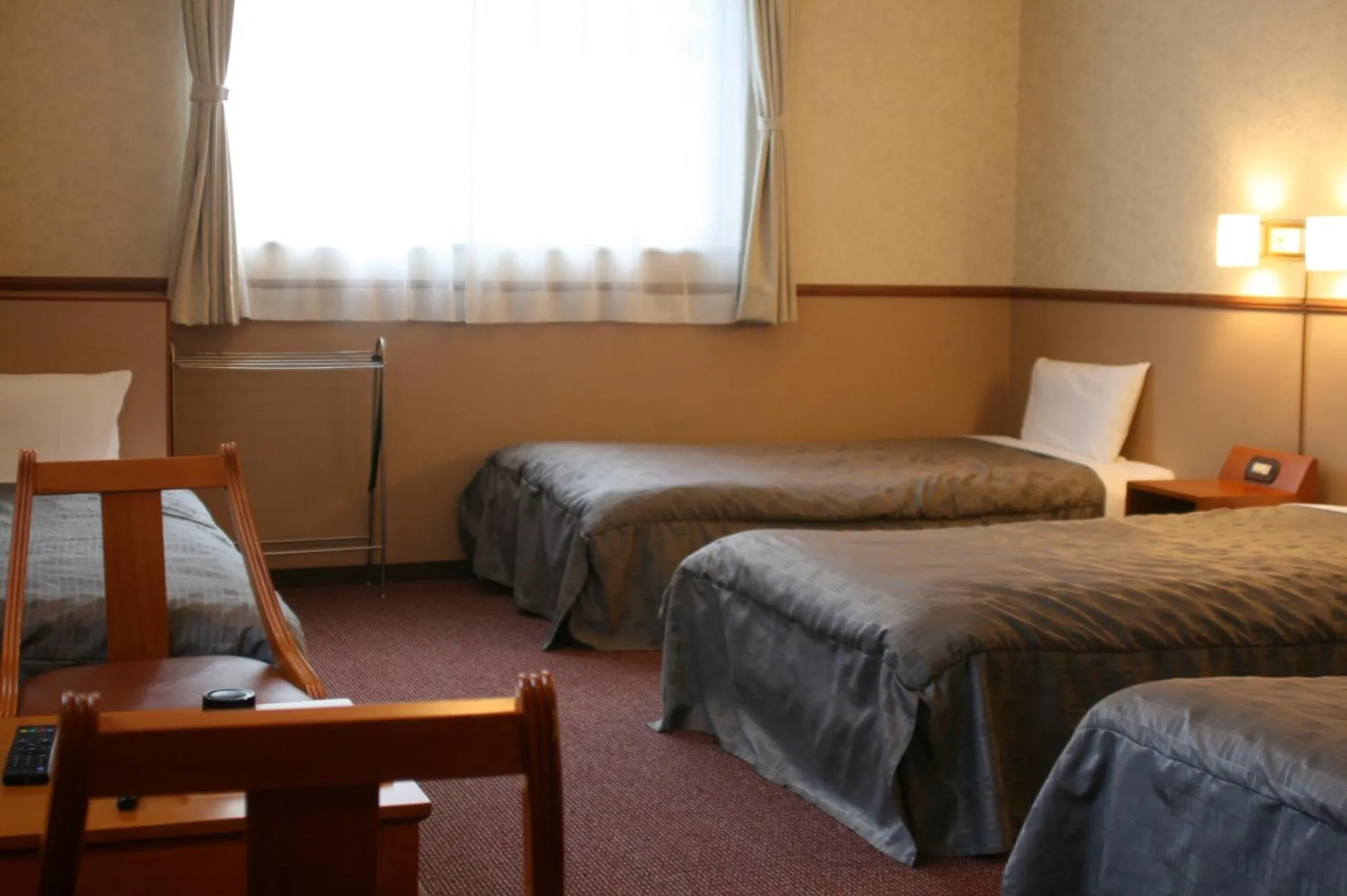 Photo of the whole room, Bed in Atami Hotel Paipuno Kemuri