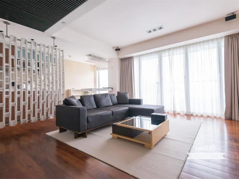 Property building in Stanley Oriental Hotel