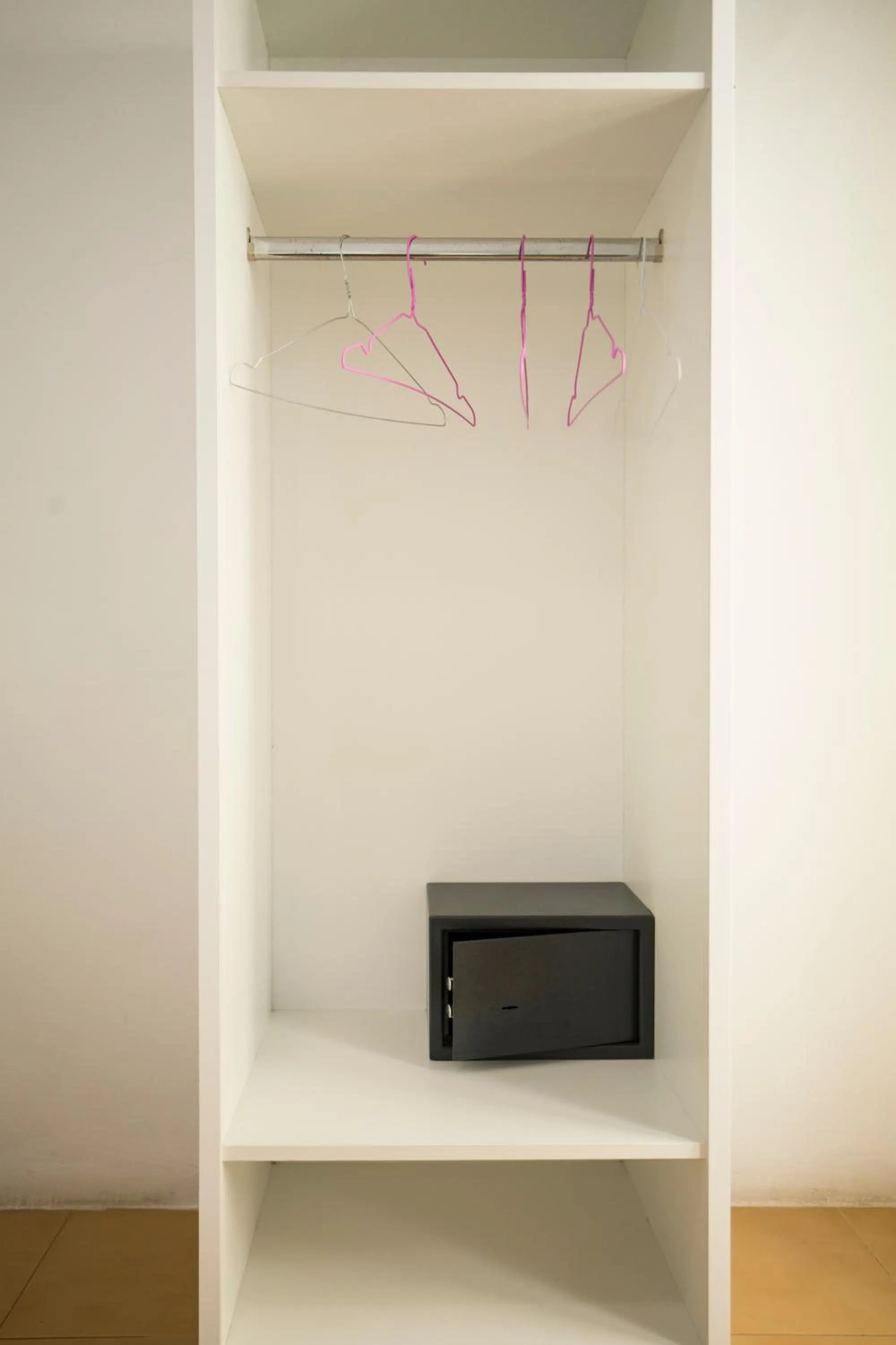 Area and facilities in Kissamia - Self Check In Only - Next to Night Clubs