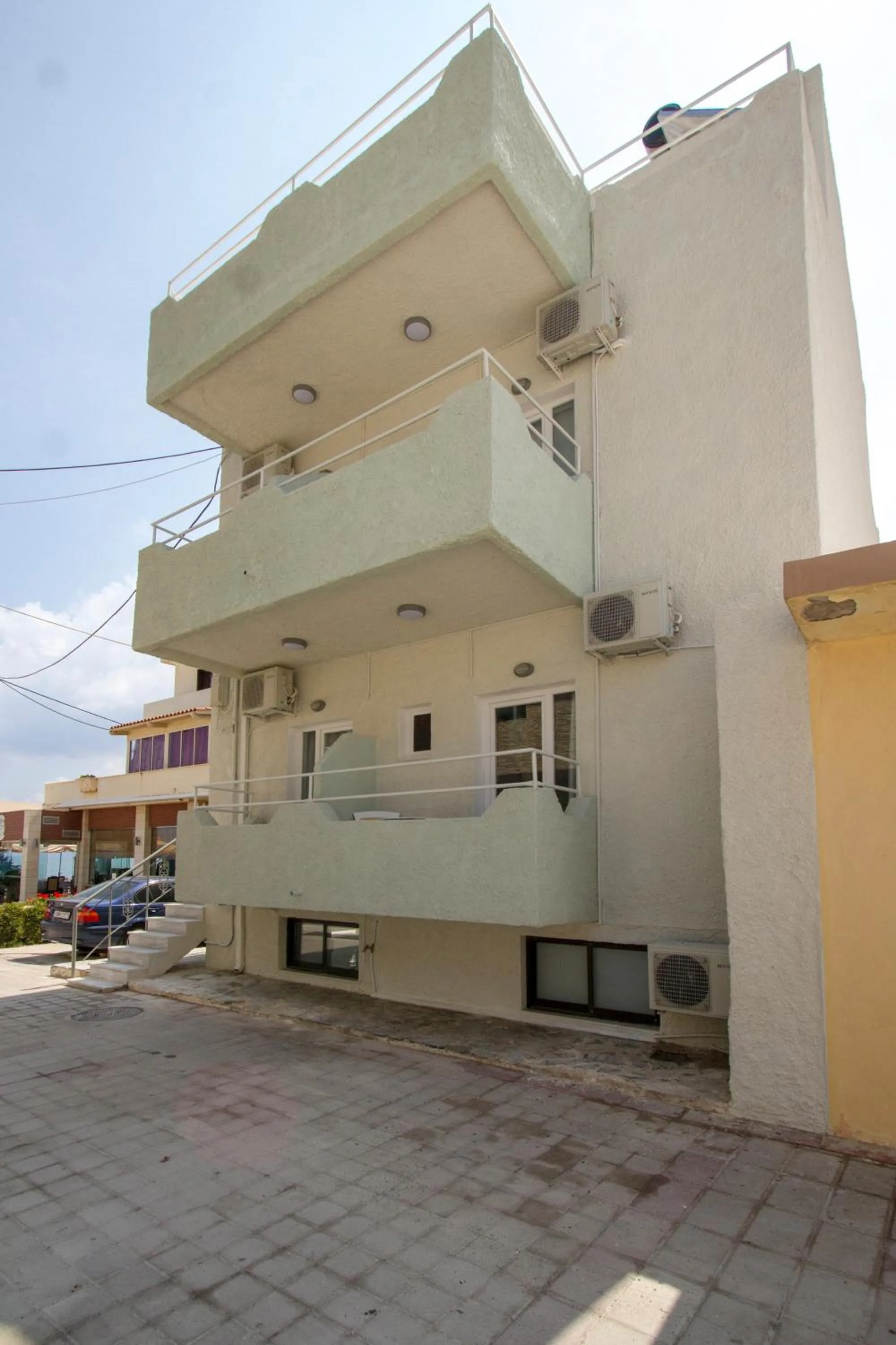 Property building in Kissamia - Self Check In Only - Next to Night Clubs
