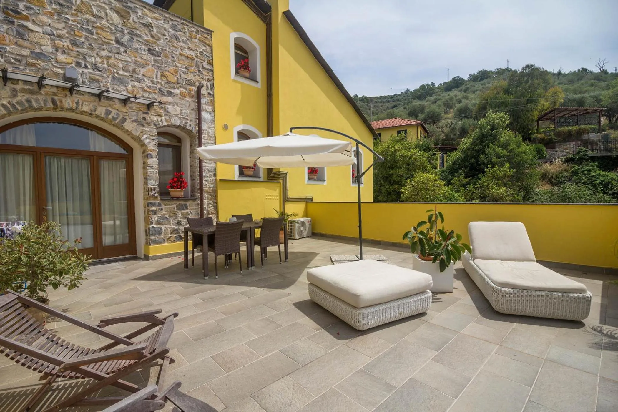 Patio in Appartamenti Antico Frantoio Doria