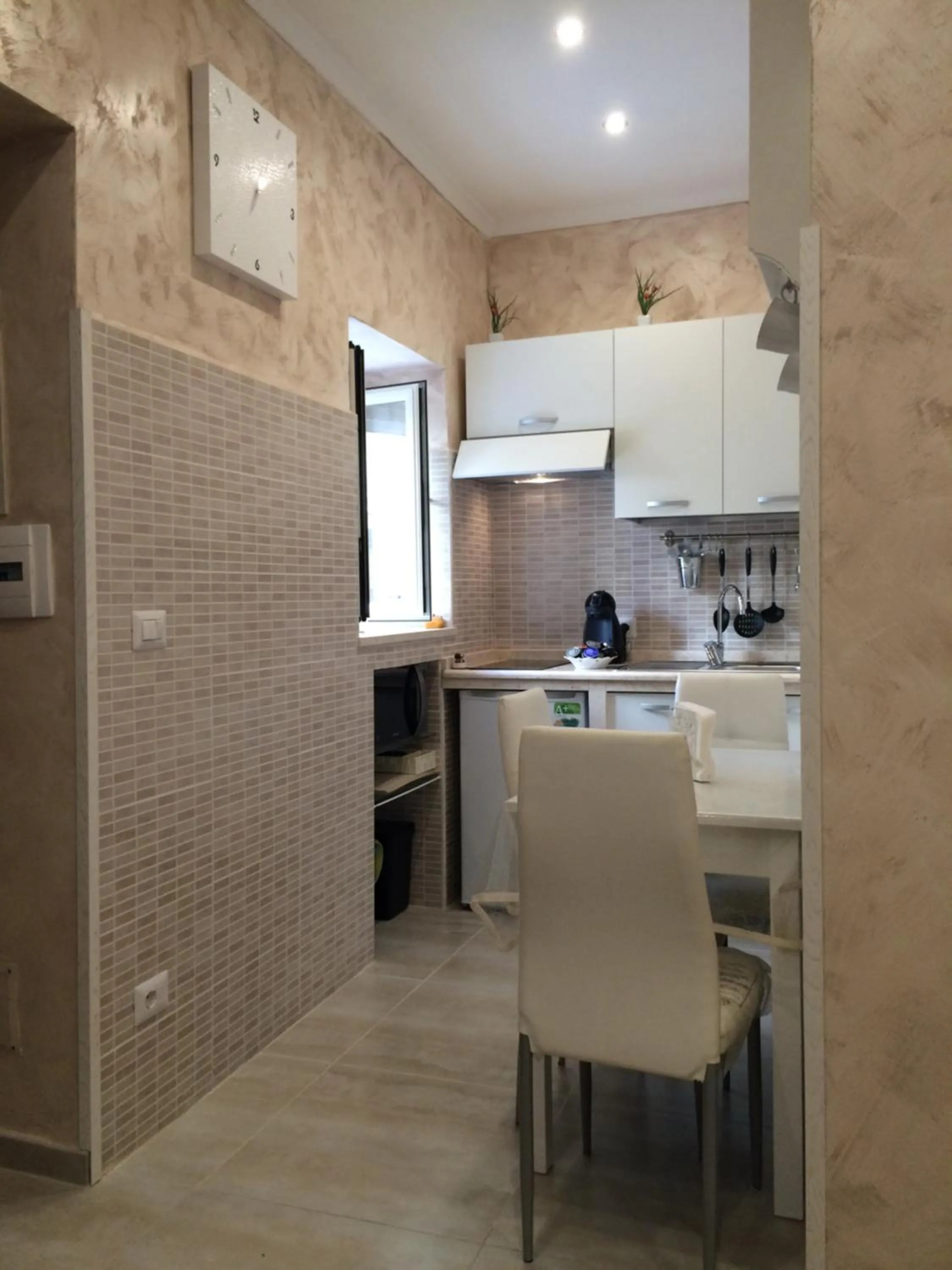 Kitchen or kitchenette in Casa Vacanze Sannazzaro Flat